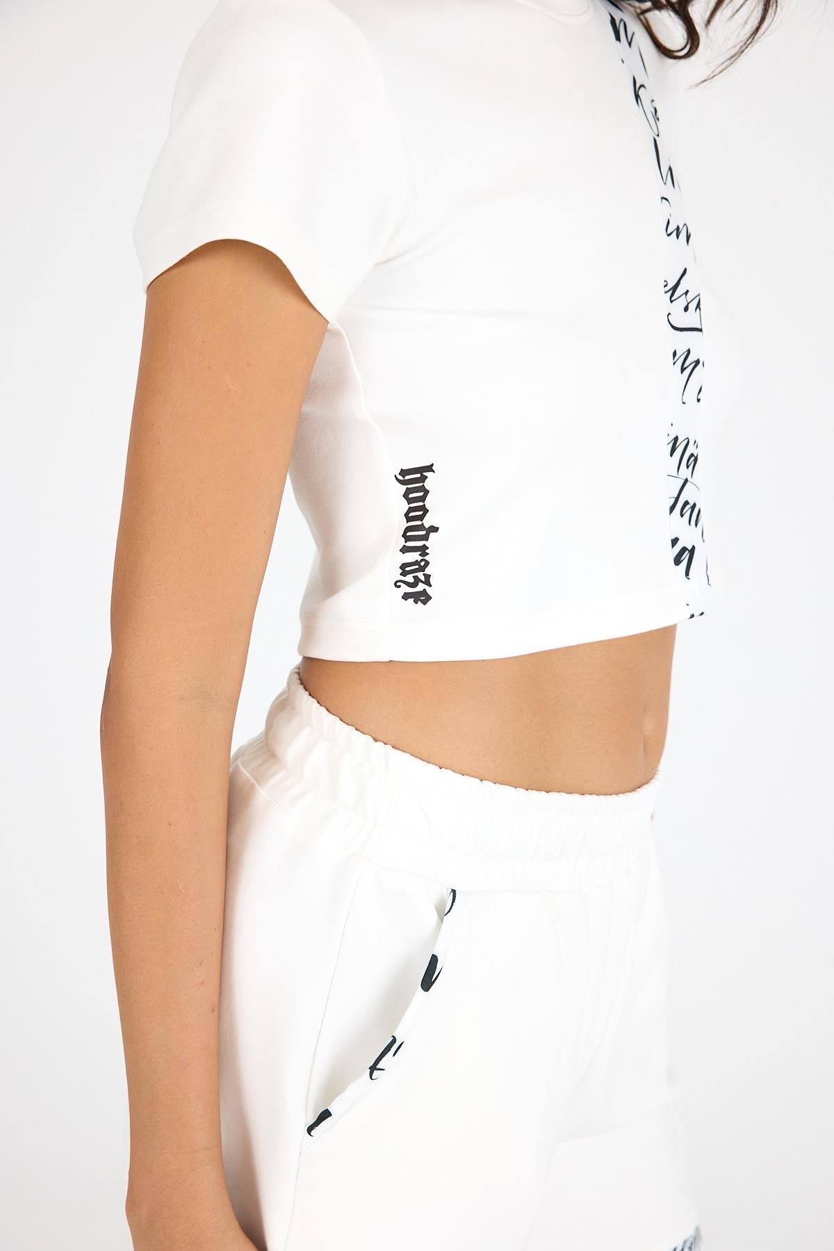 Kadın Beyaz Ön Şerit Detaylı Body Crop