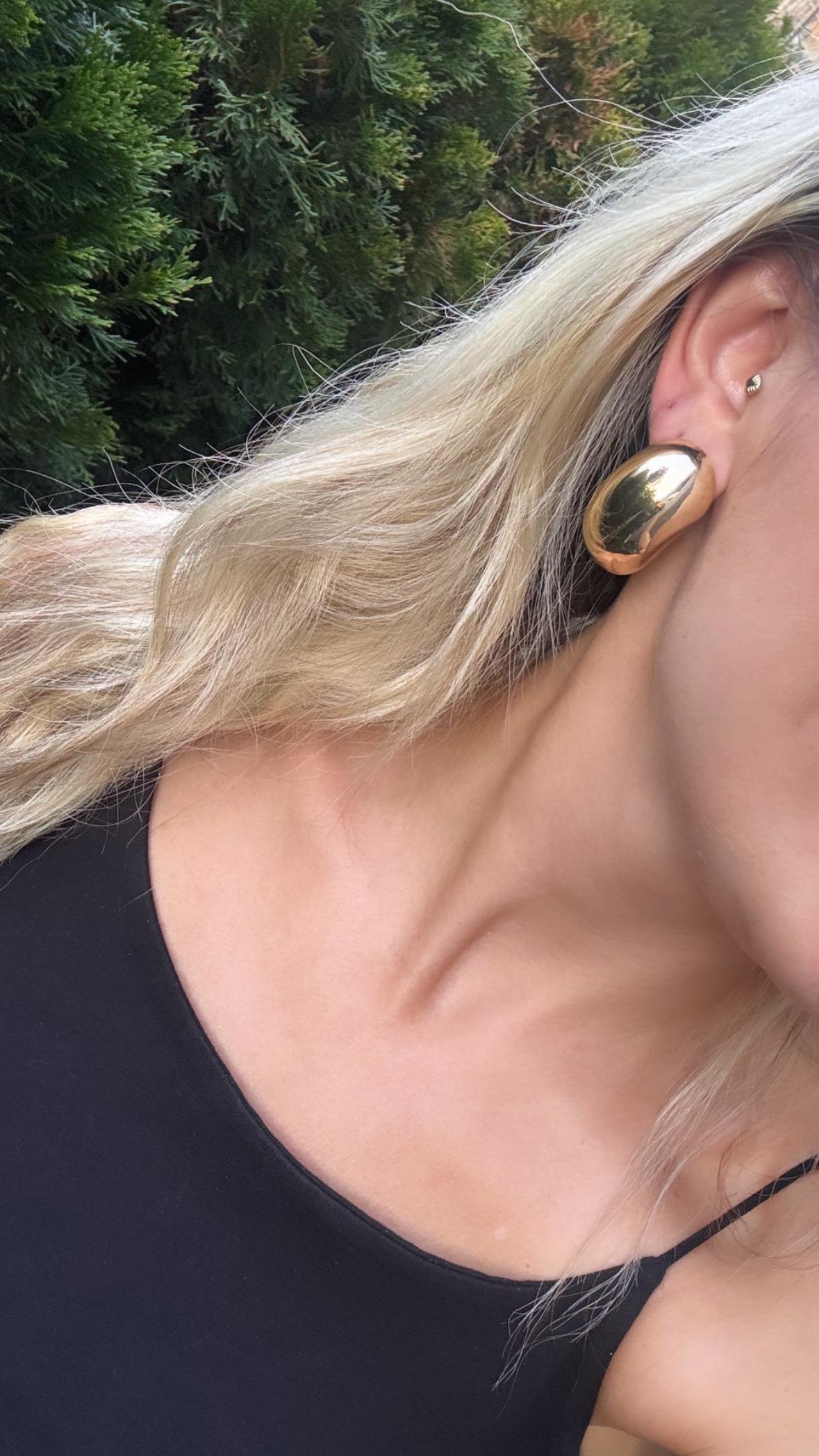 Gold Oval Hafif Küpe