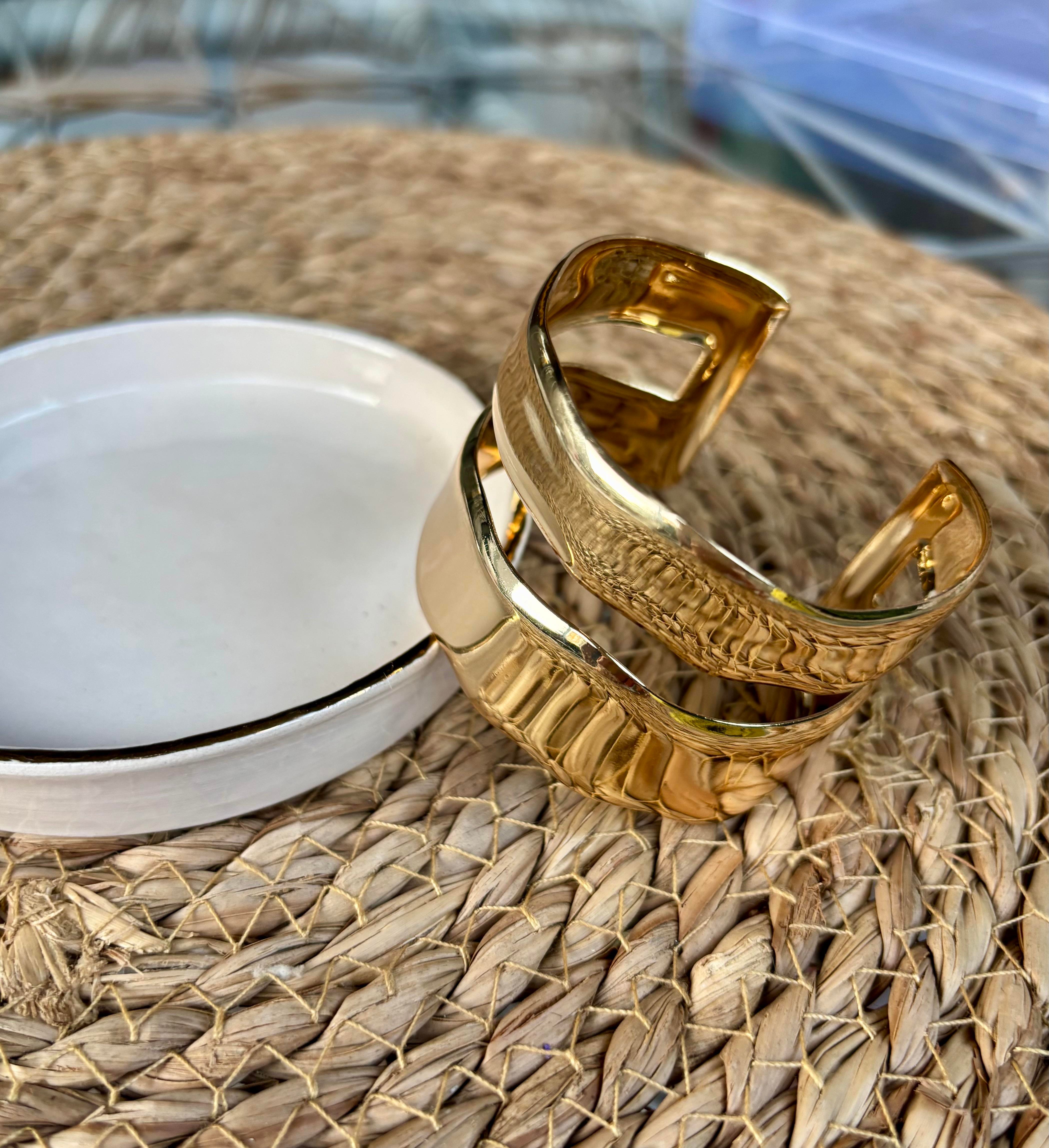 Gold Renk Çift Görünümlü Plaka Bileklik