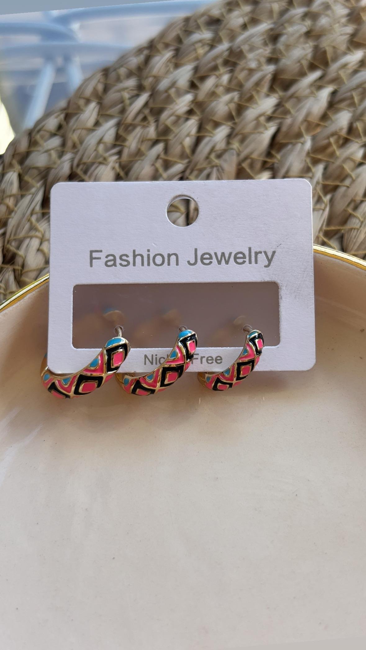 Pembe Mineli Üçlü Küpe