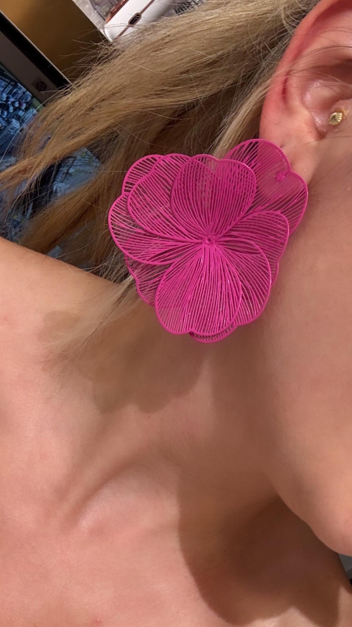 Premium Pembe Büyük Çiçek Küpe