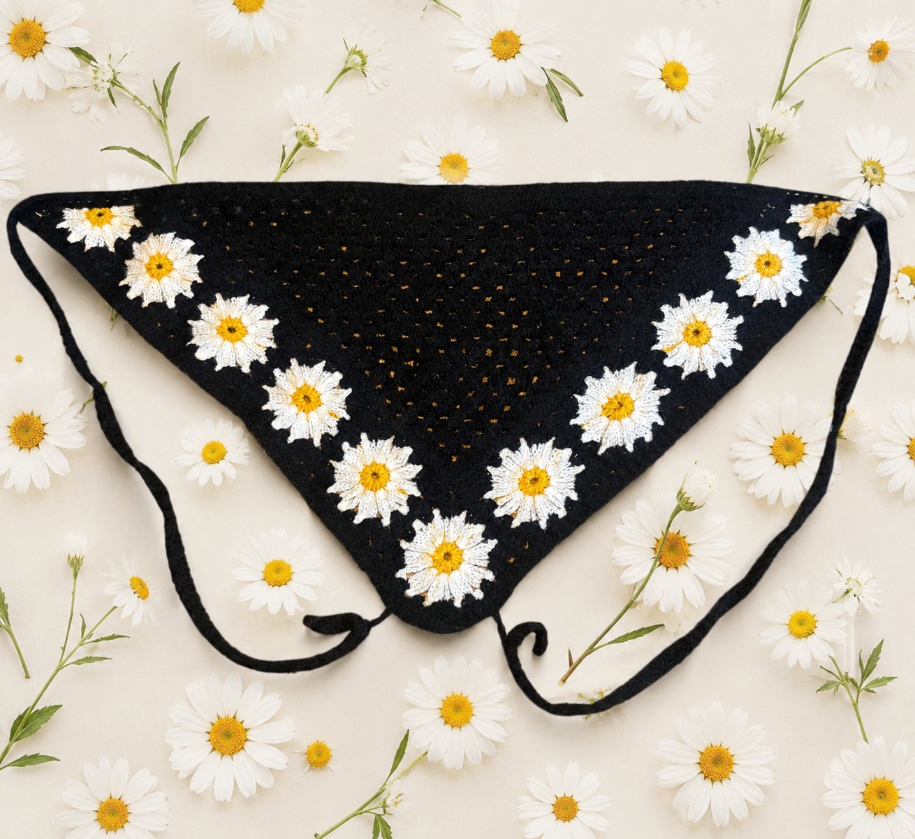 Siyah Papatyalı Bandana