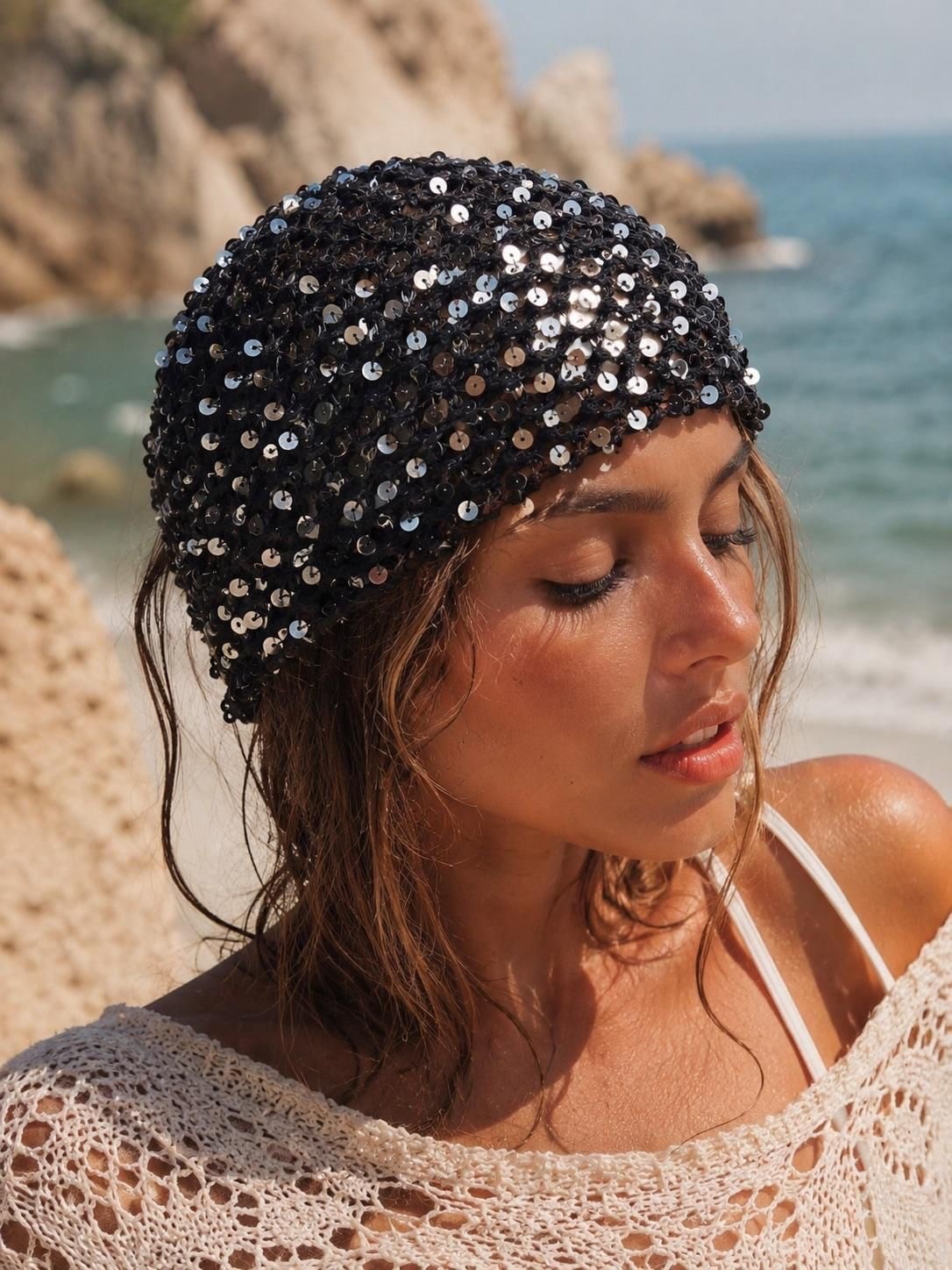 Siyah Pullu Örgü Bandana