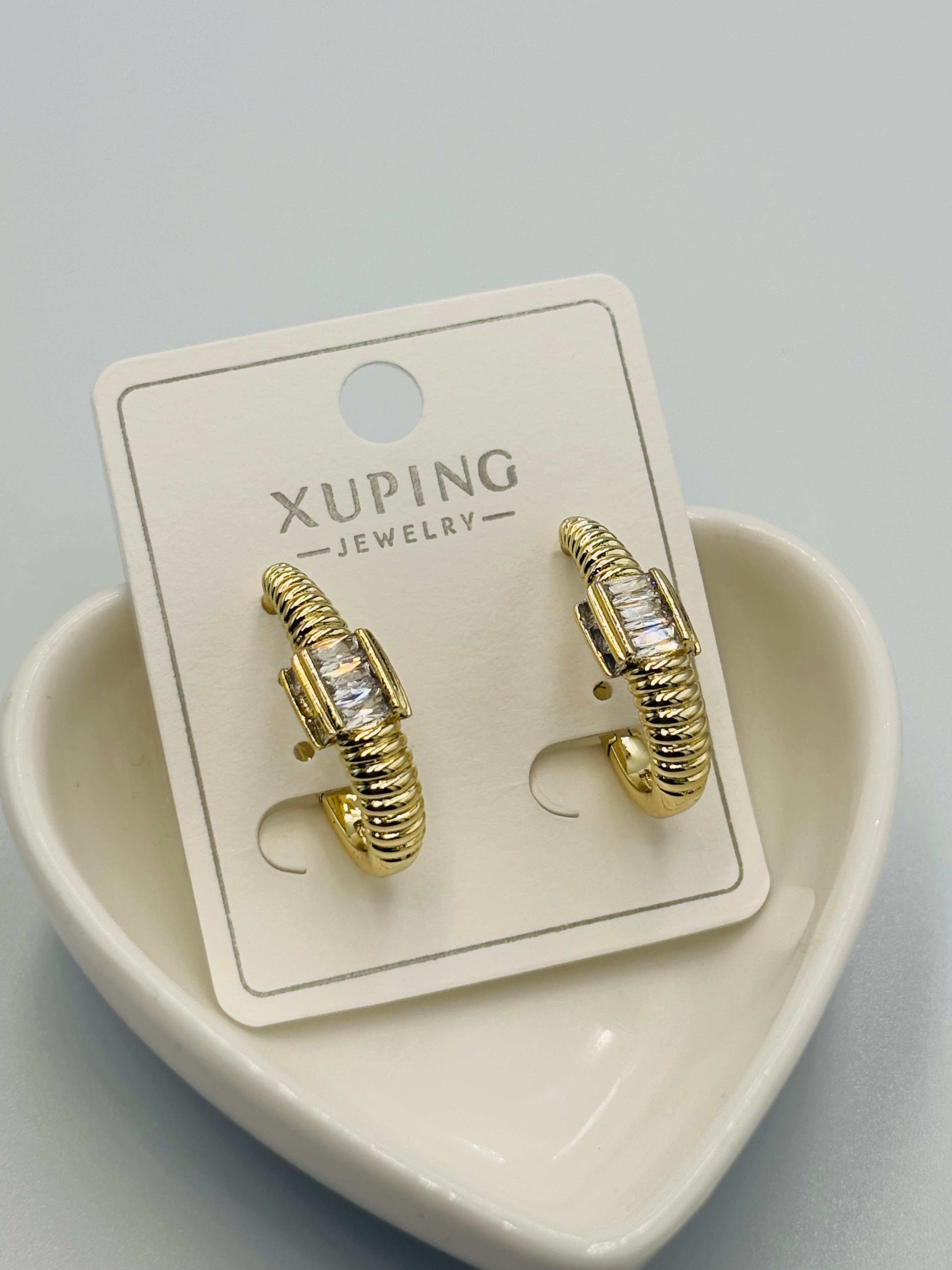 Xuping Baget Taşlı Gold Küpe