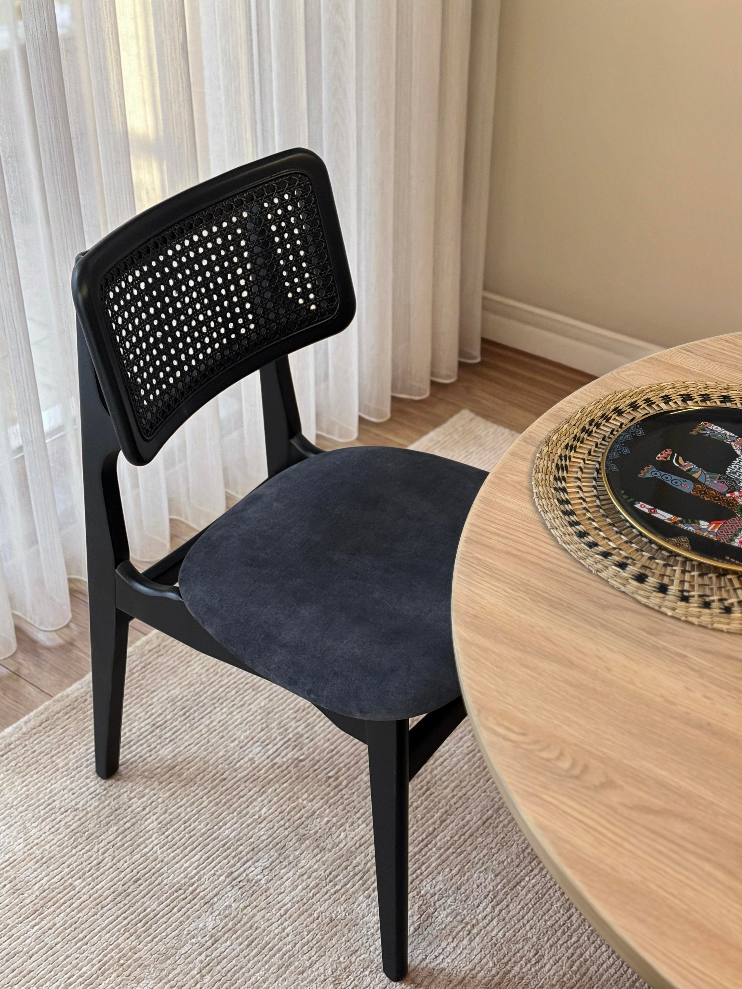 Velor Yuvarlak Ahşap Masa Takımı 100x100