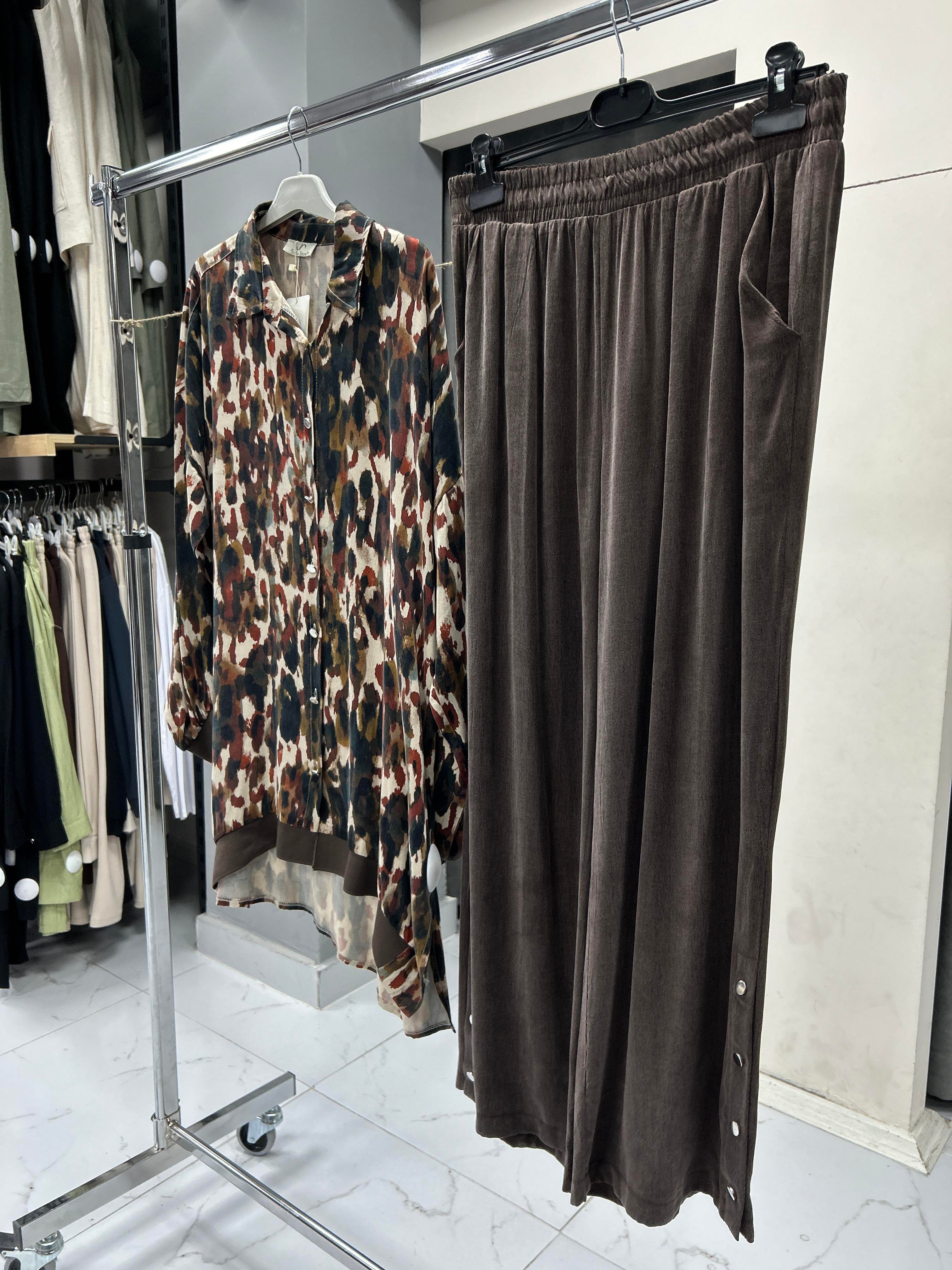 1238 STELLA STORE RENKLİ DESENLİ İPEK CUPRA İKİLİ TAKIM - KAHVERENGİ