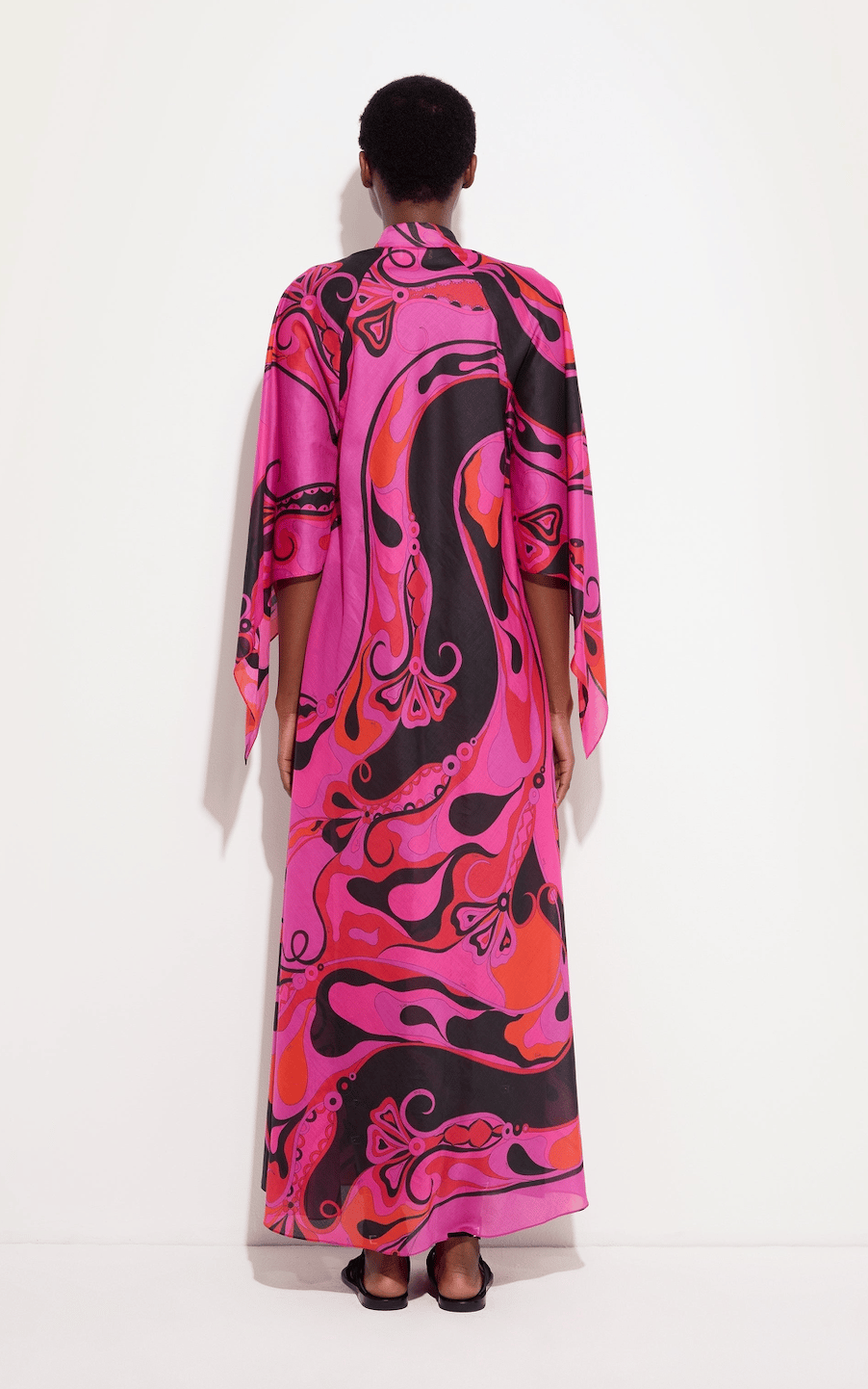 Pembe Uzun Kollu Desenli Uzun Kaftan Elbise