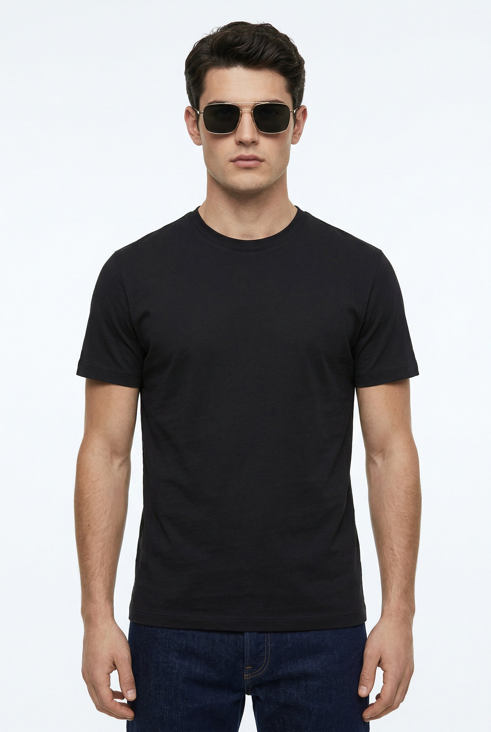 Noir Essential Air Tee
