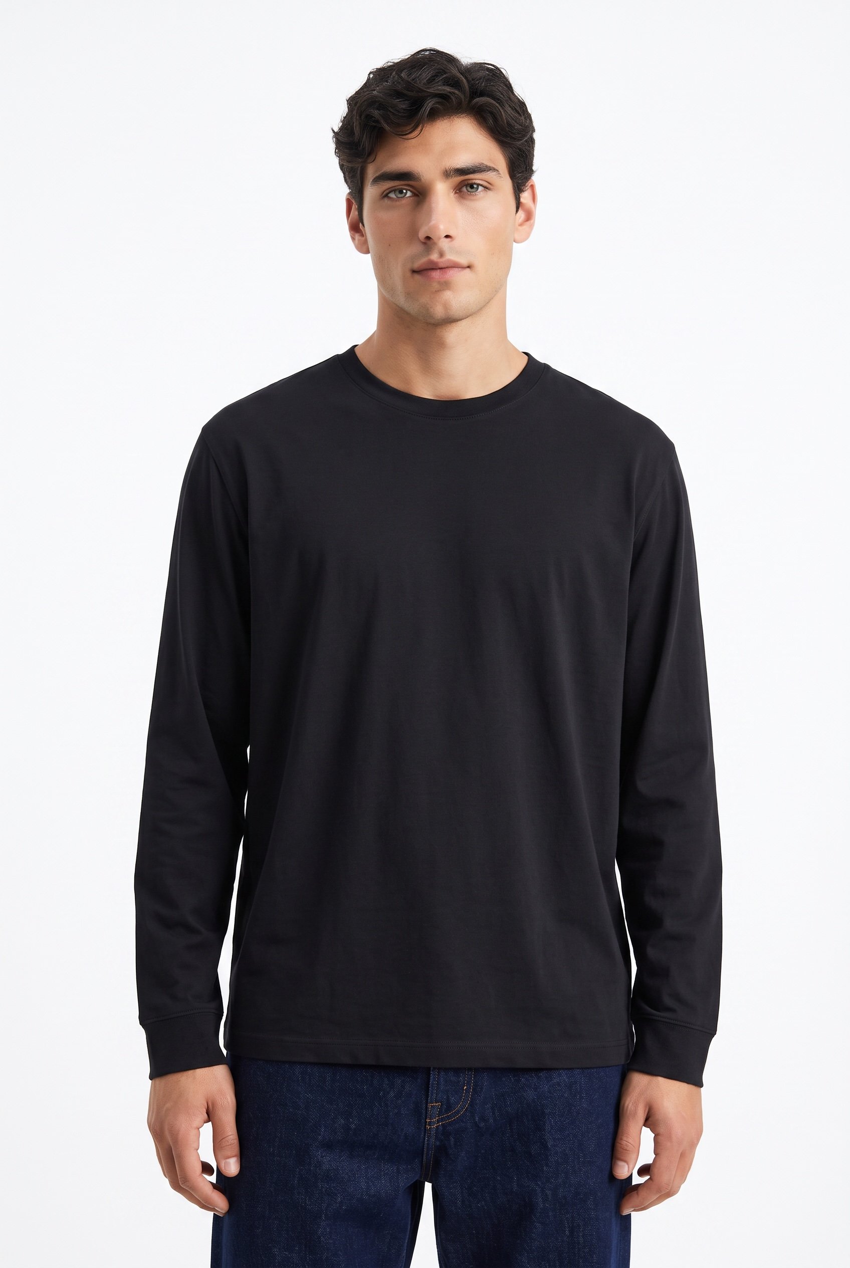 Noir Essential Long Sleeve Tee