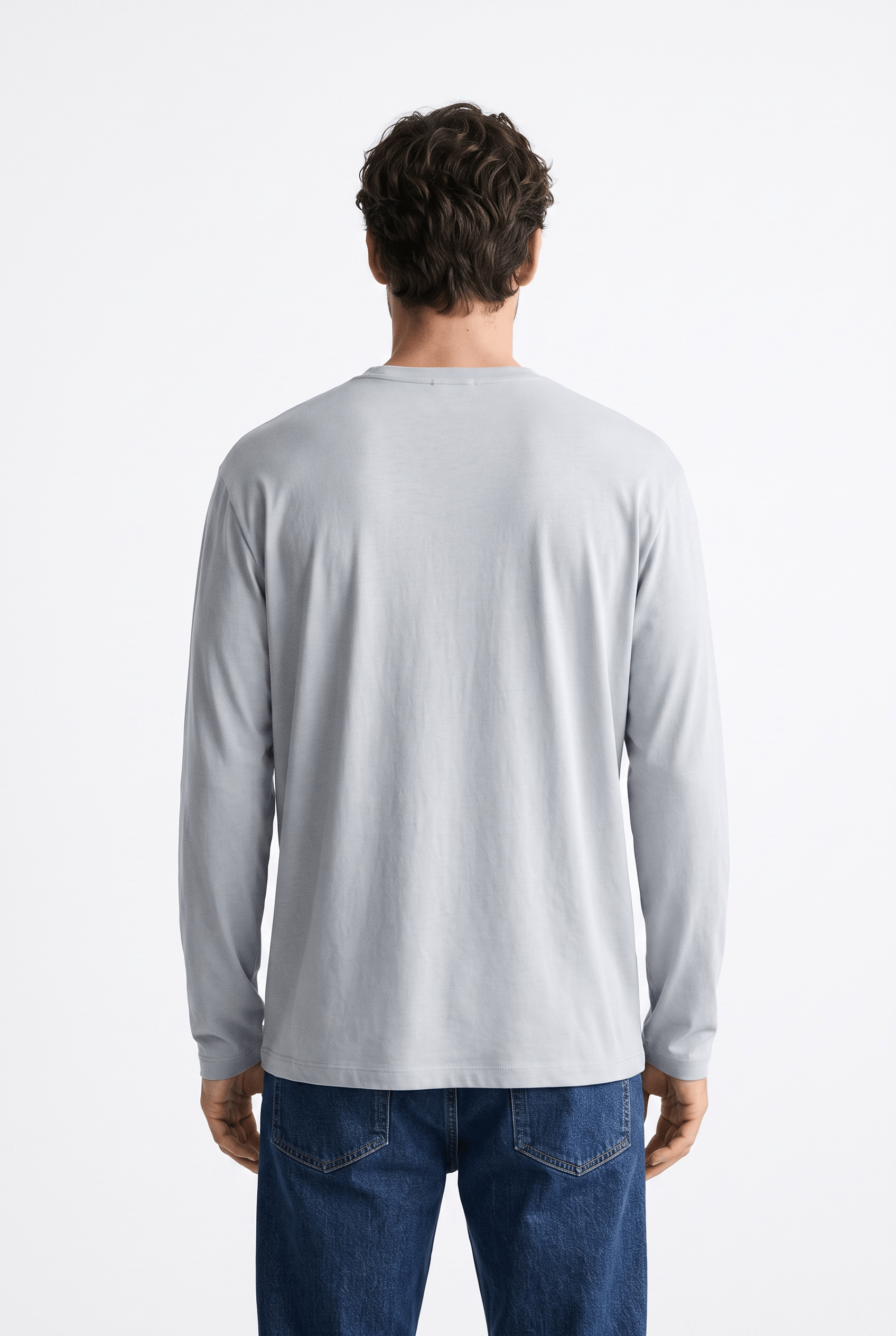 Noir Essential Long Sleeve Tee