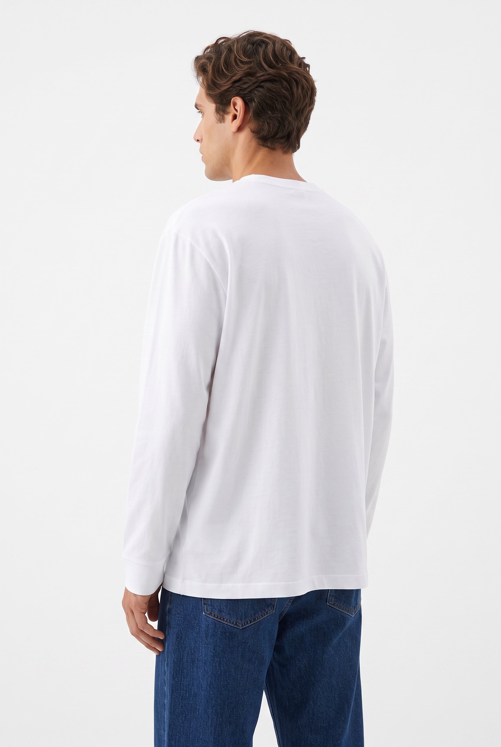 Noir Essential Long Sleeve Tee