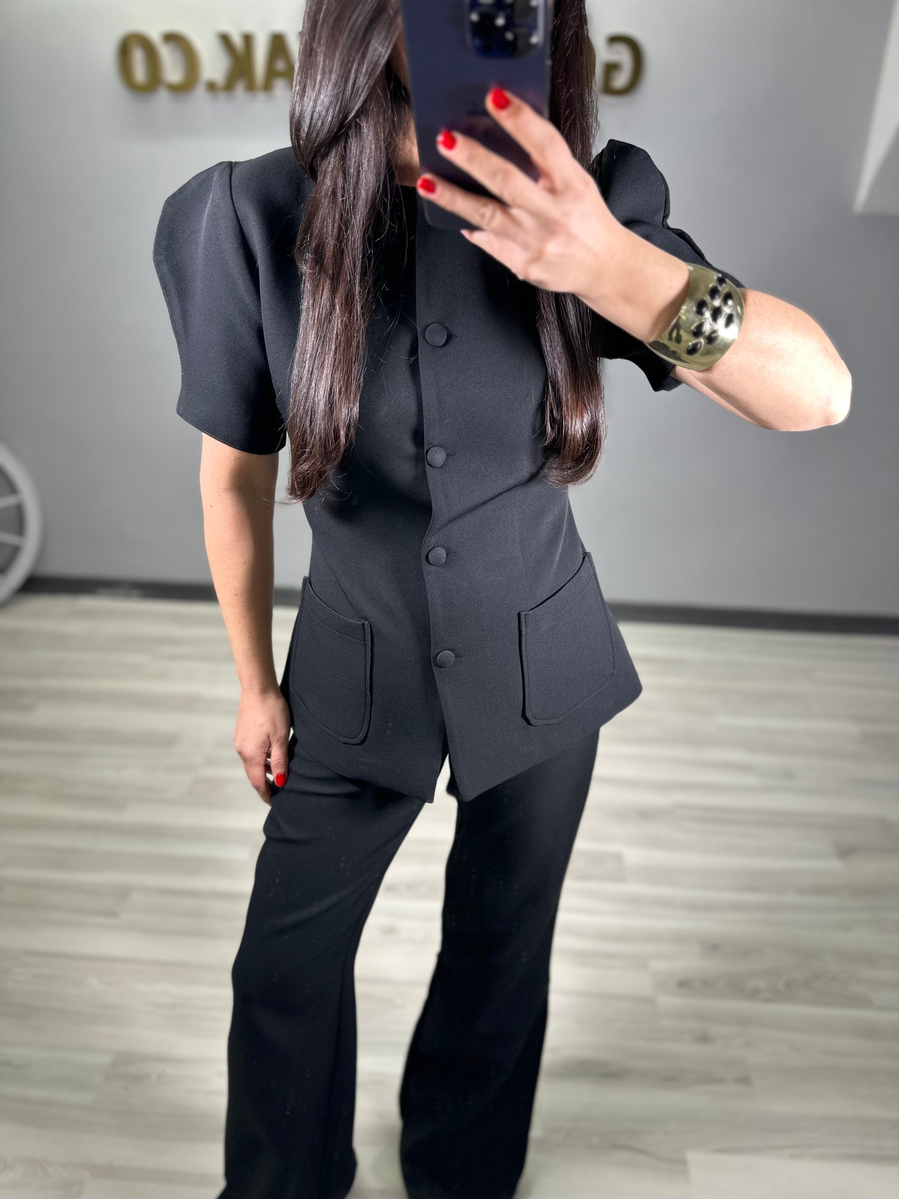 AURA SİYAH TAKIM