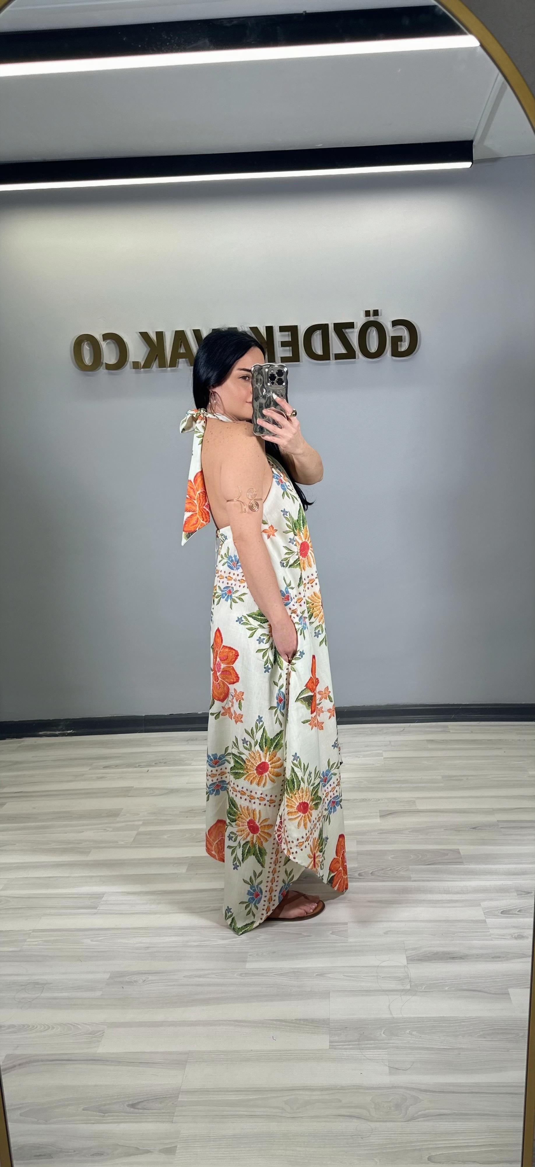 BOYUNDAN BAĞLAMALI ASİMETRİK ELBİSE