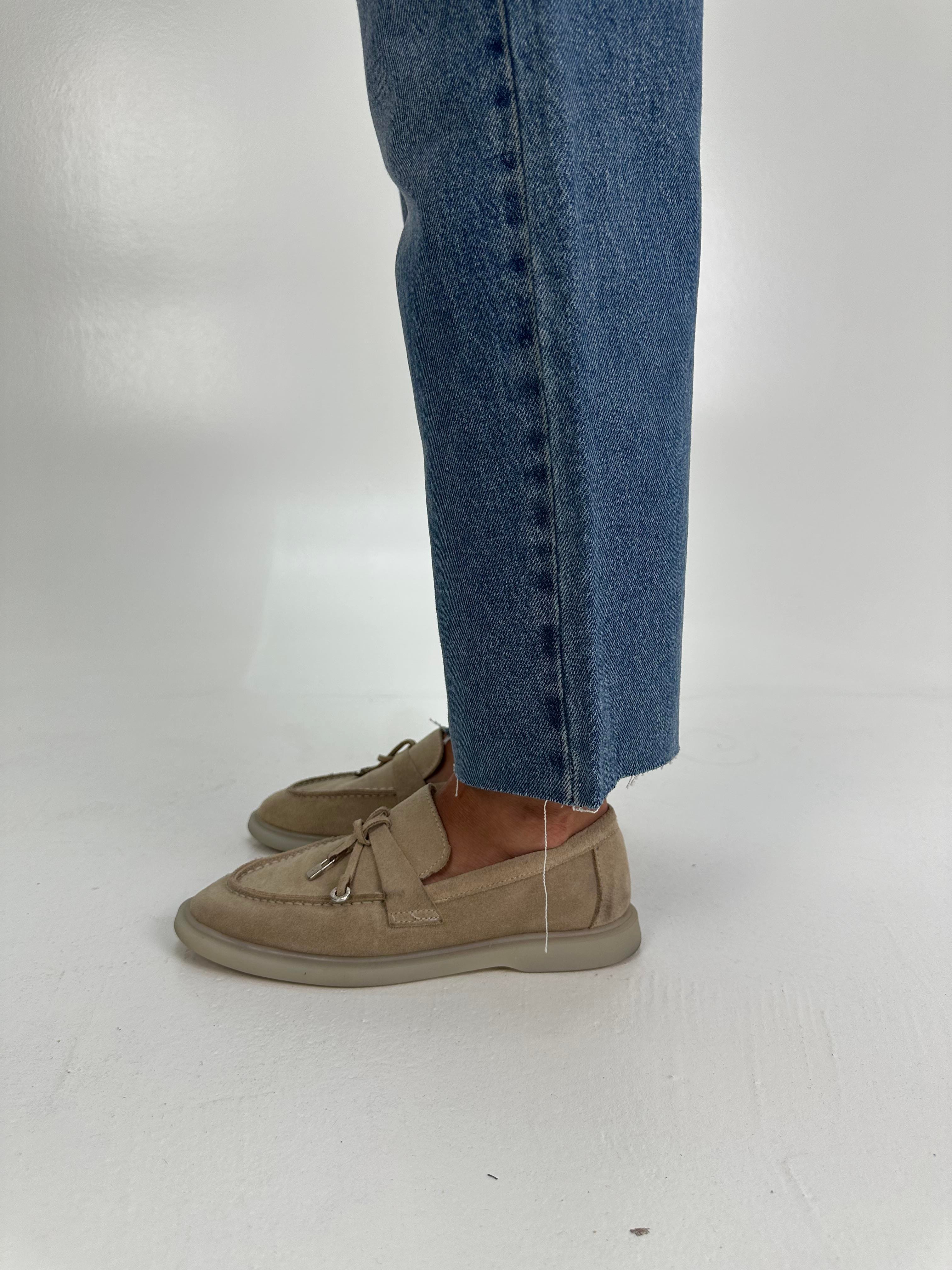 KESİK PAÇA BOYFİT JEAN