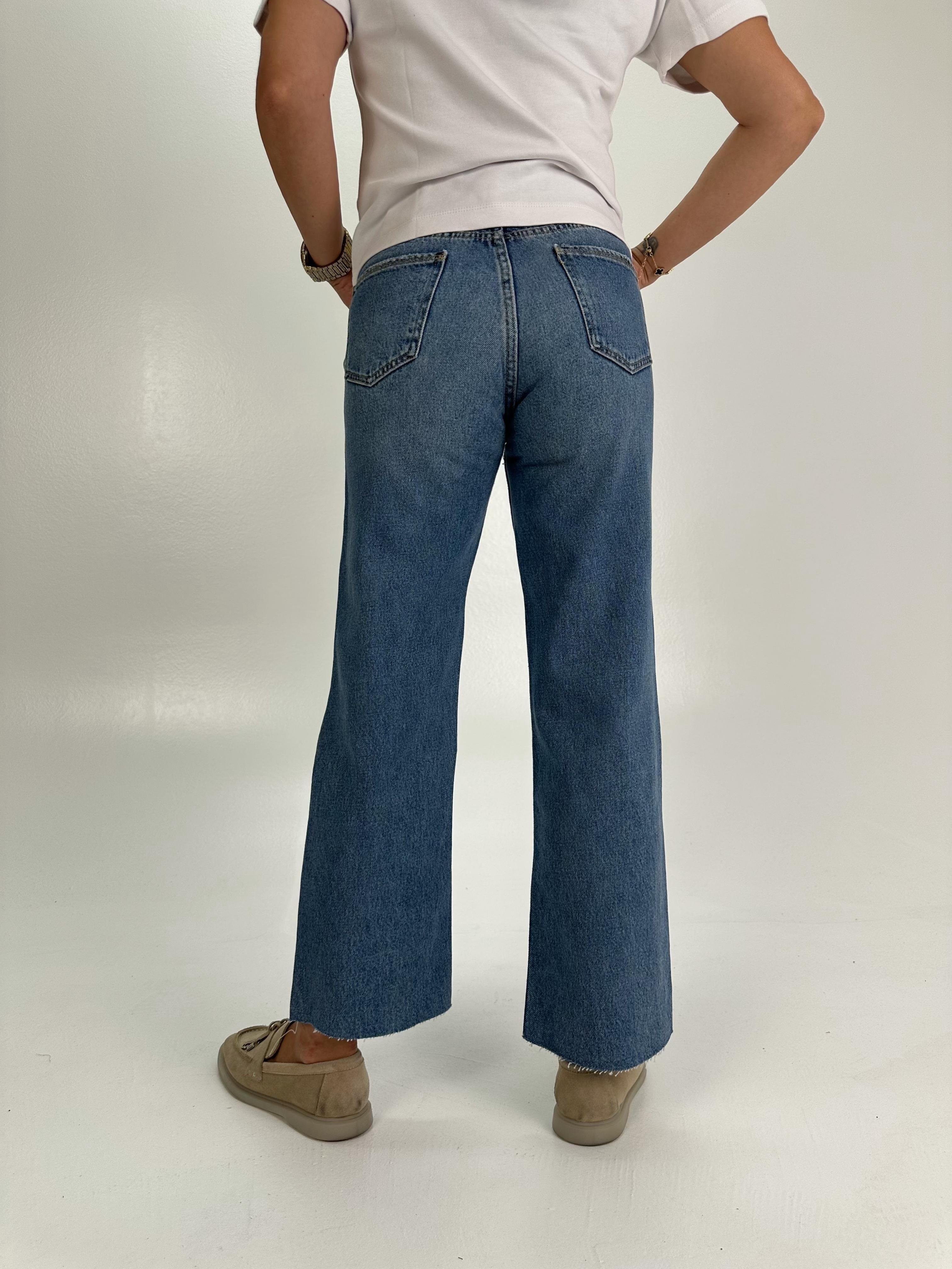 KESİK PAÇA BOYFİT JEAN