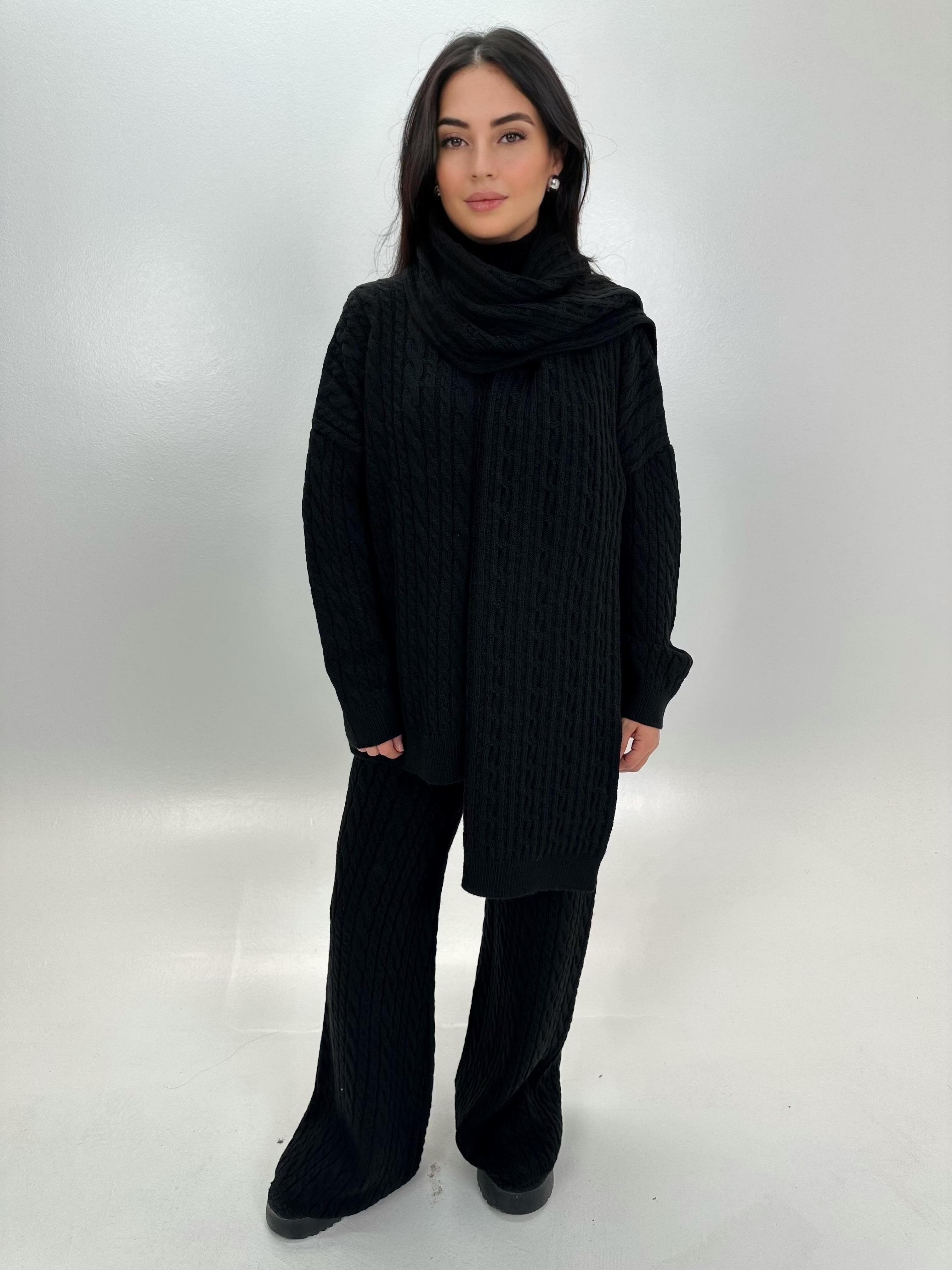SİYAH ATKILI MARKA MODEL PANTOLON TRİKO TAKIM