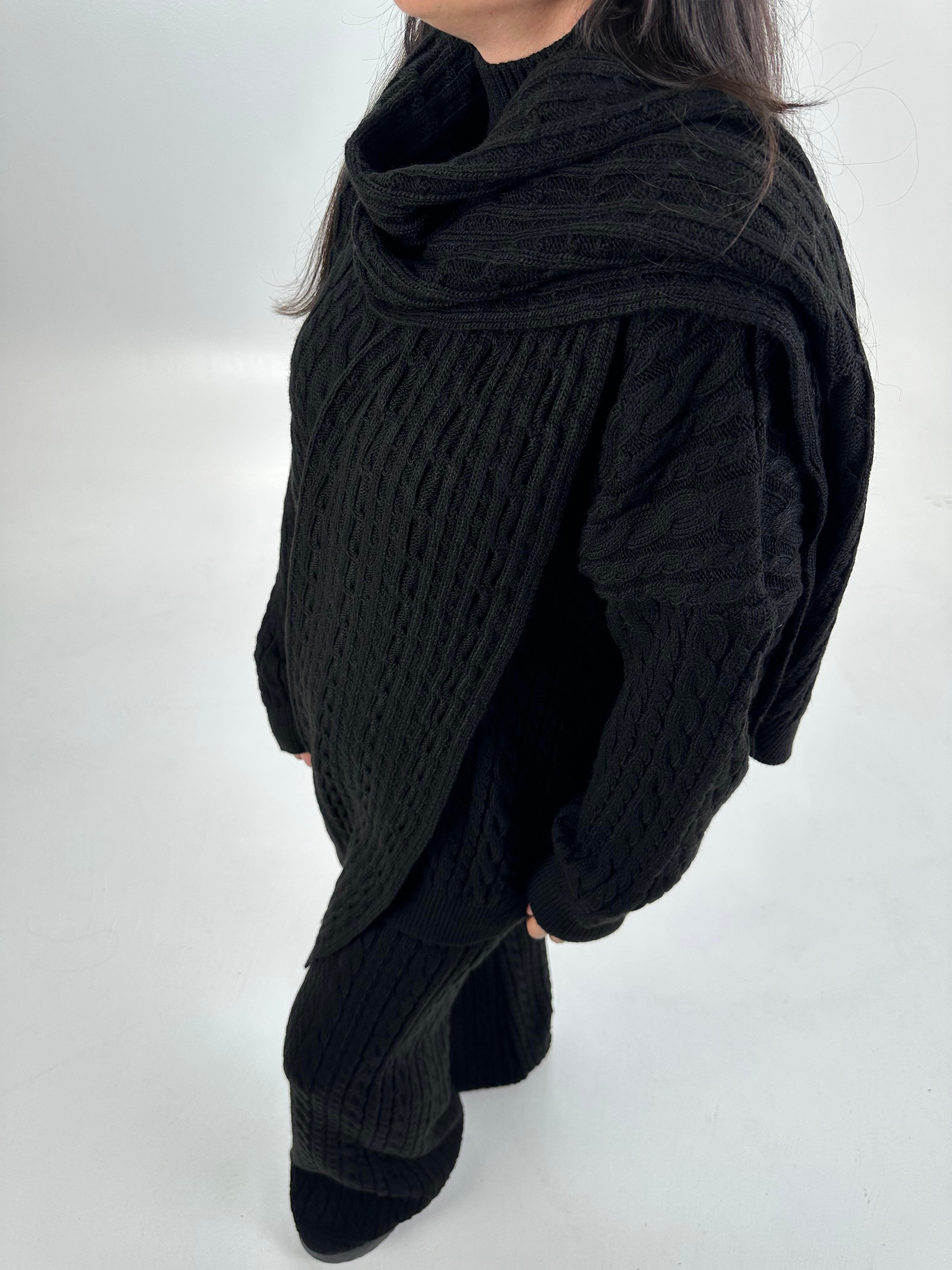 SİYAH ATKILI MARKA MODEL PANTOLON TRİKO TAKIM