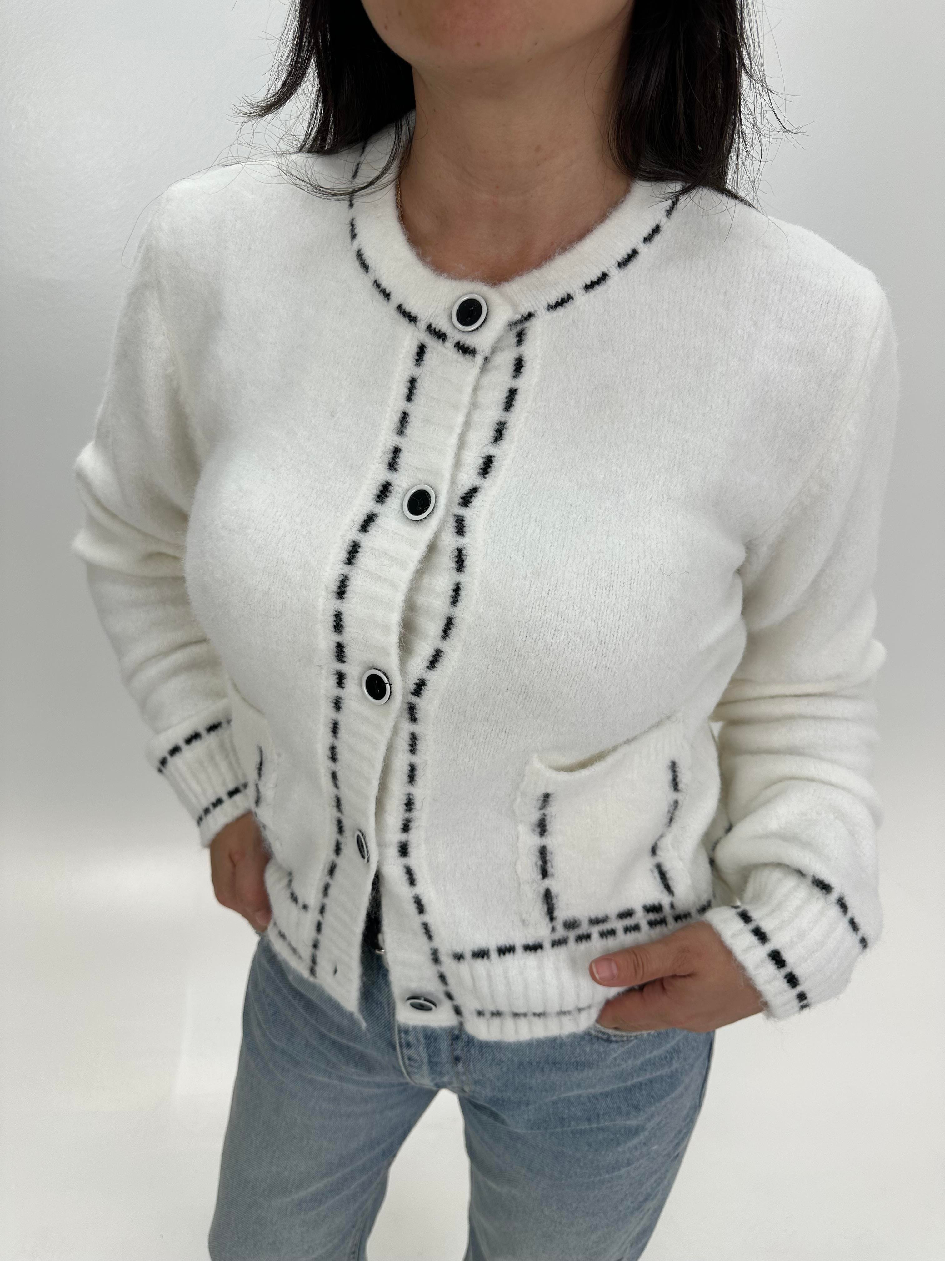 SİYAH BİYELİ CEPLİ EKRU HIRKA