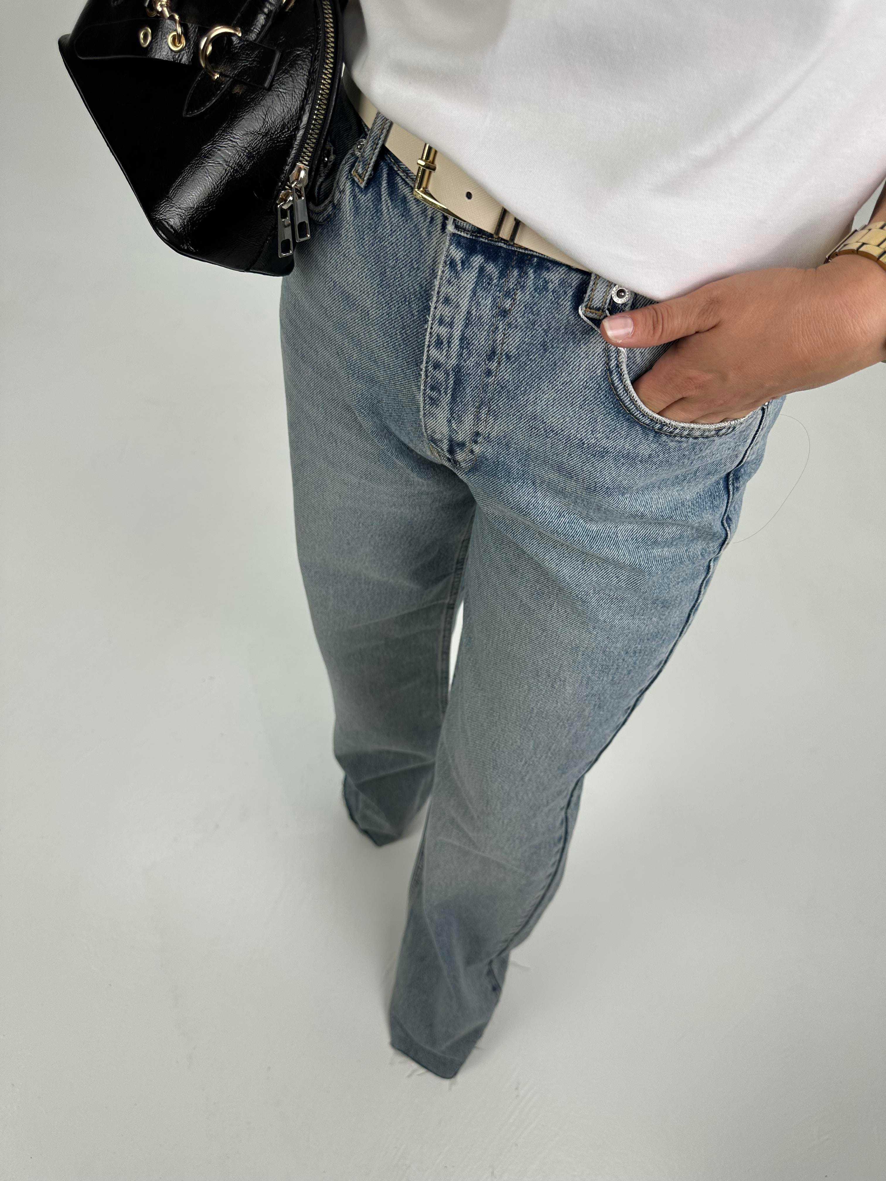 YIKMALI  KESİK PAÇA STRAİGHT JEAN