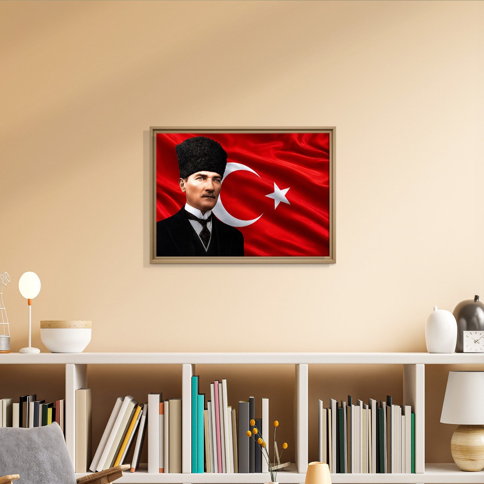 Atatürk Kanvas Tablo – Türk Bayrağı Fonlu Mustafa Kemal Atatürk Duvar Tablosu