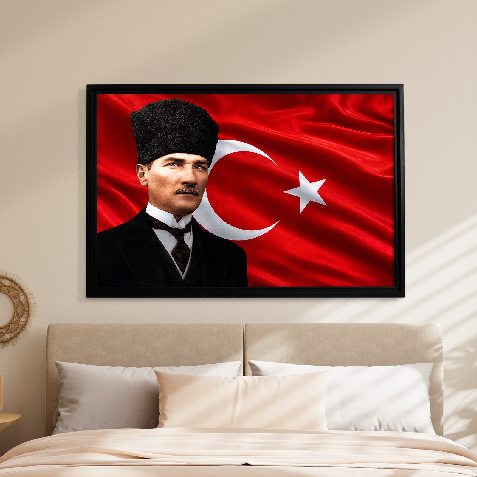 Atatürk Kanvas Tablo – Türk Bayrağı Fonlu Mustafa Kemal Atatürk Duvar Tablosu