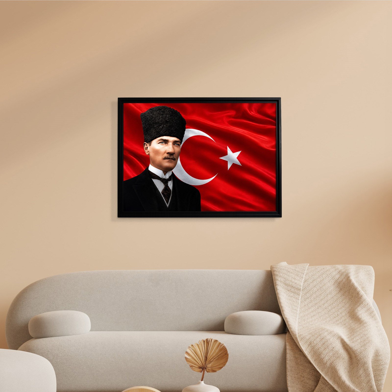Atatürk Kanvas Tablo – Türk Bayrağı Fonlu Mustafa Kemal Atatürk Duvar Tablosu