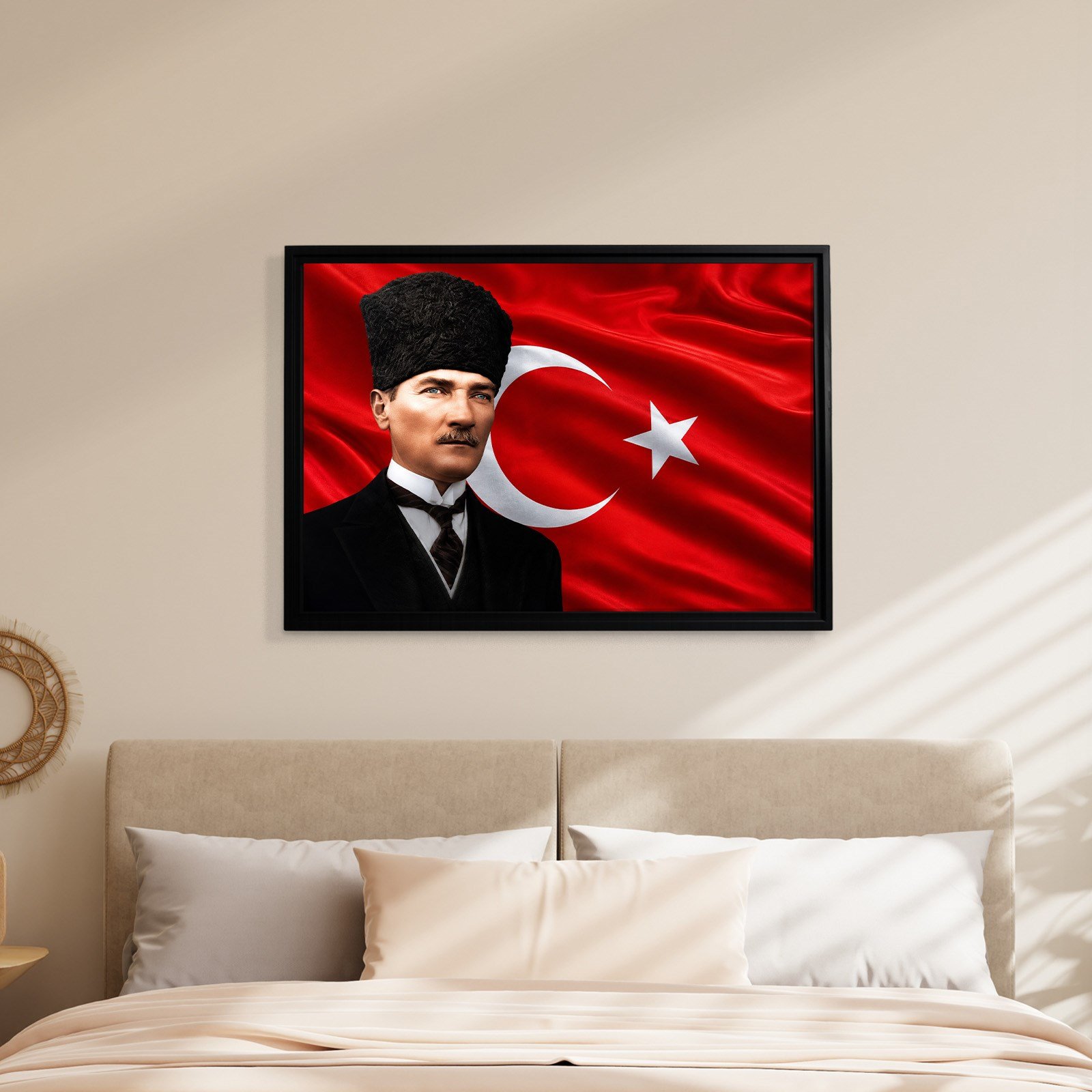 Atatürk Kanvas Tablo – Türk Bayrağı Fonlu Mustafa Kemal Atatürk Duvar Tablosu