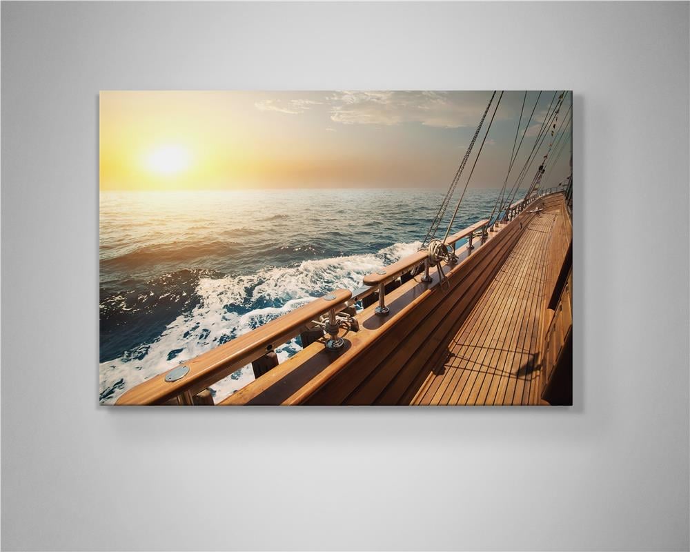 Günbatımı ve Tekne 