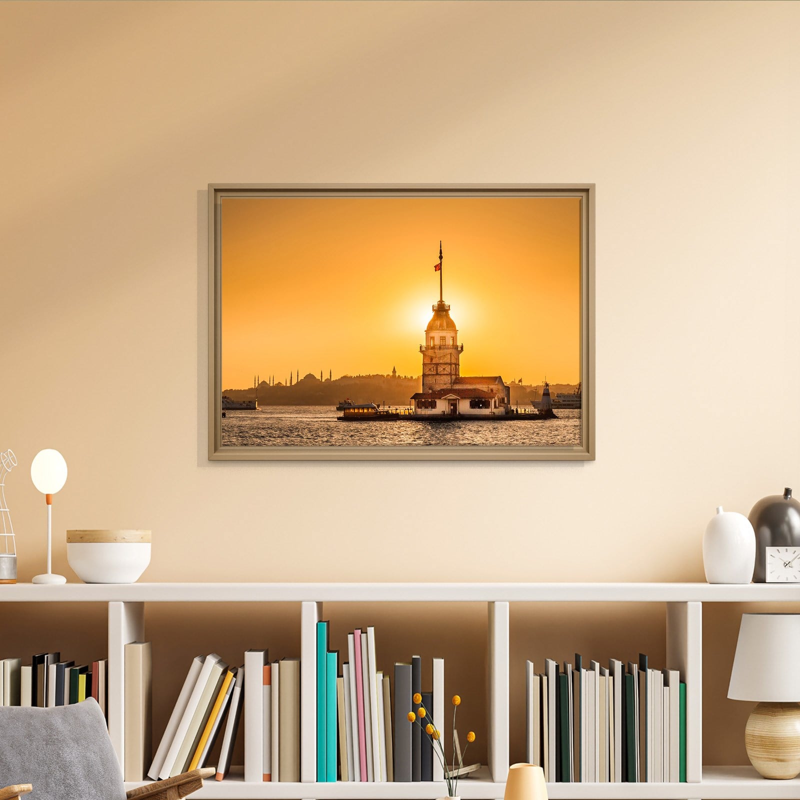 İSTANBUL – Güneşin Işığında Kız Kulesi