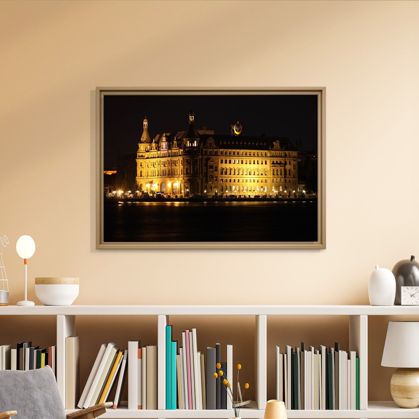 İSTANBUL – Haydarpaşa’nın Işığında Zamanın Sessizliği