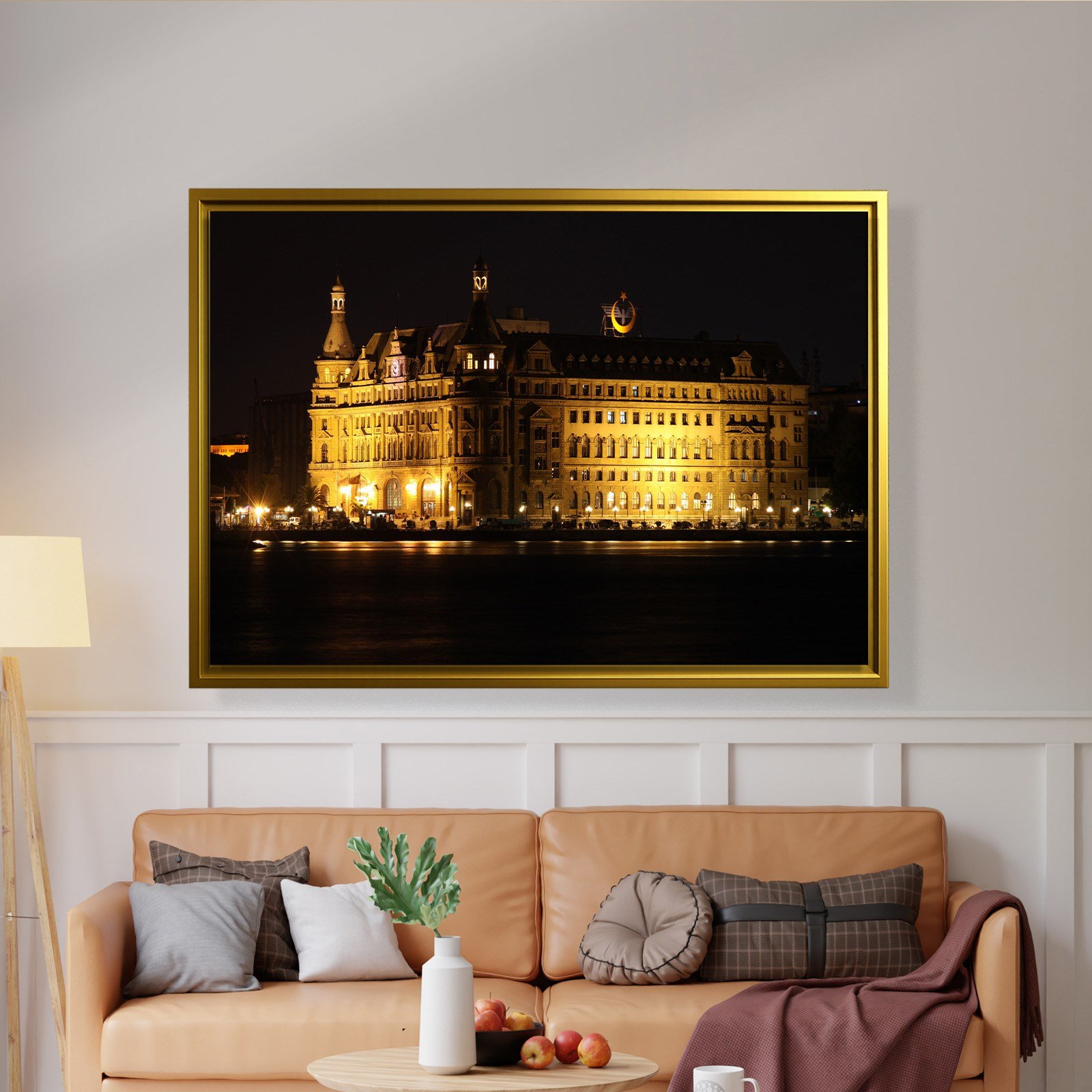 İSTANBUL – Haydarpaşa’nın Işığında Zamanın Sessizliği