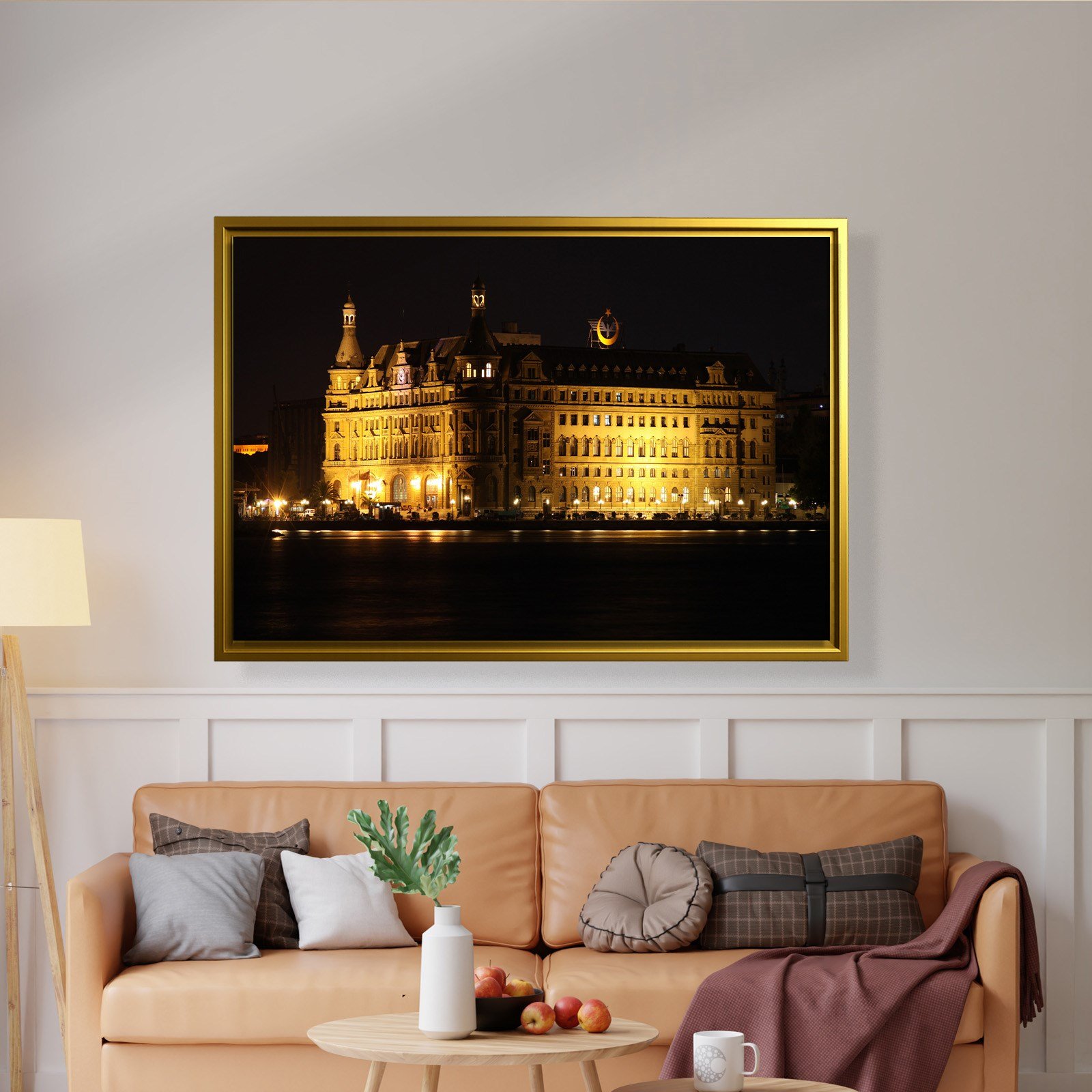 İSTANBUL – Haydarpaşa’nın Işığında Zamanın Sessizliği