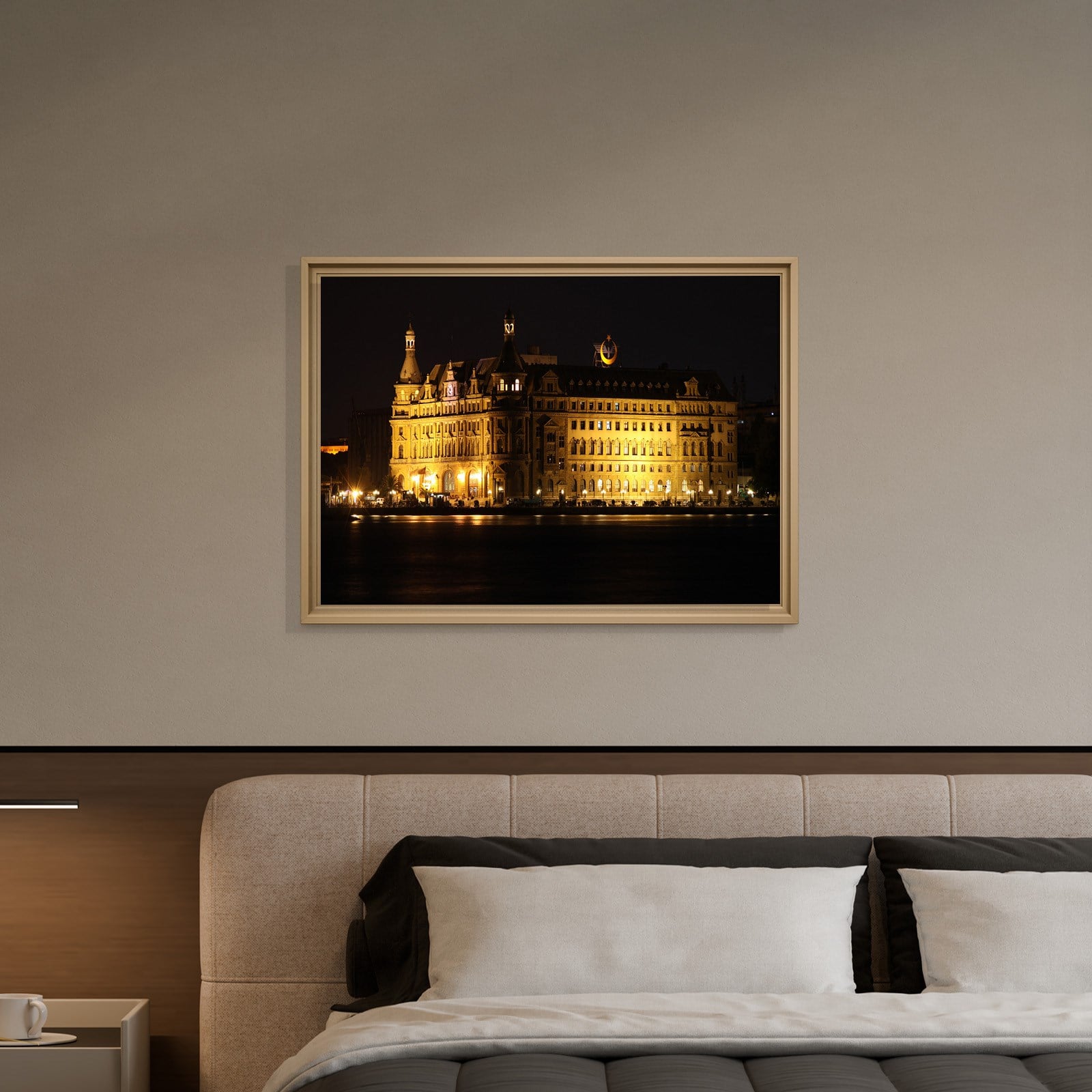 İSTANBUL – Haydarpaşa’nın Işığında Zamanın Sessizliği