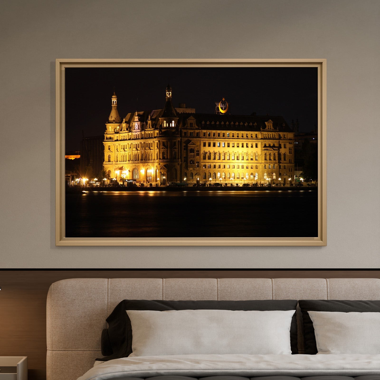 İSTANBUL – Haydarpaşa’nın Işığında Zamanın Sessizliği