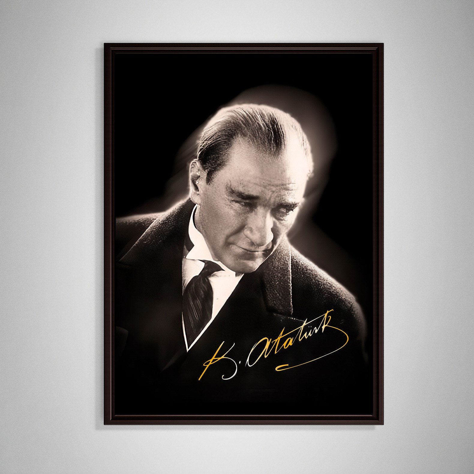 Mustafa Kemal Atatürk Gold İmzalı Siyah Portre Kanvas Tablo – Premium HD Baskı