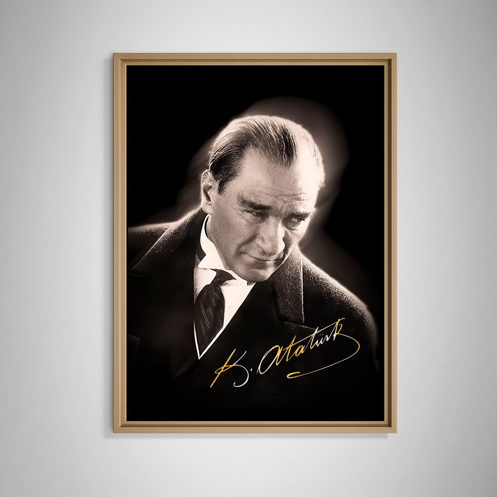 Mustafa Kemal Atatürk Gold İmzalı Siyah Portre Kanvas Tablo – Premium HD Baskı