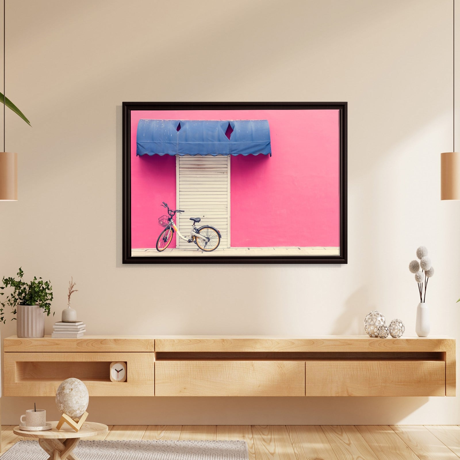 Pembe Duvar ve Bisiklet Kanvas Tablo | Minimal Şehir Fotoğrafı Duvar Dekoru