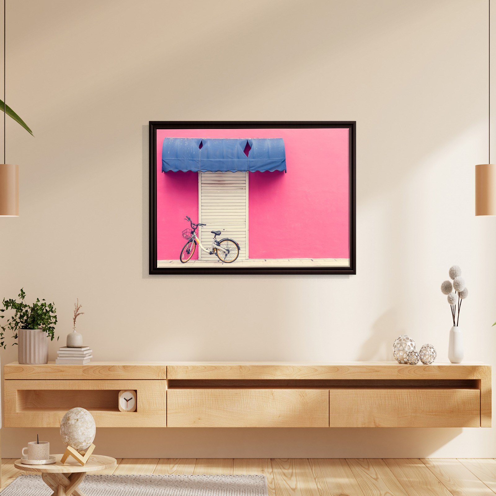 Pembe Duvar ve Bisiklet Kanvas Tablo | Minimal Şehir Fotoğrafı Duvar Dekoru