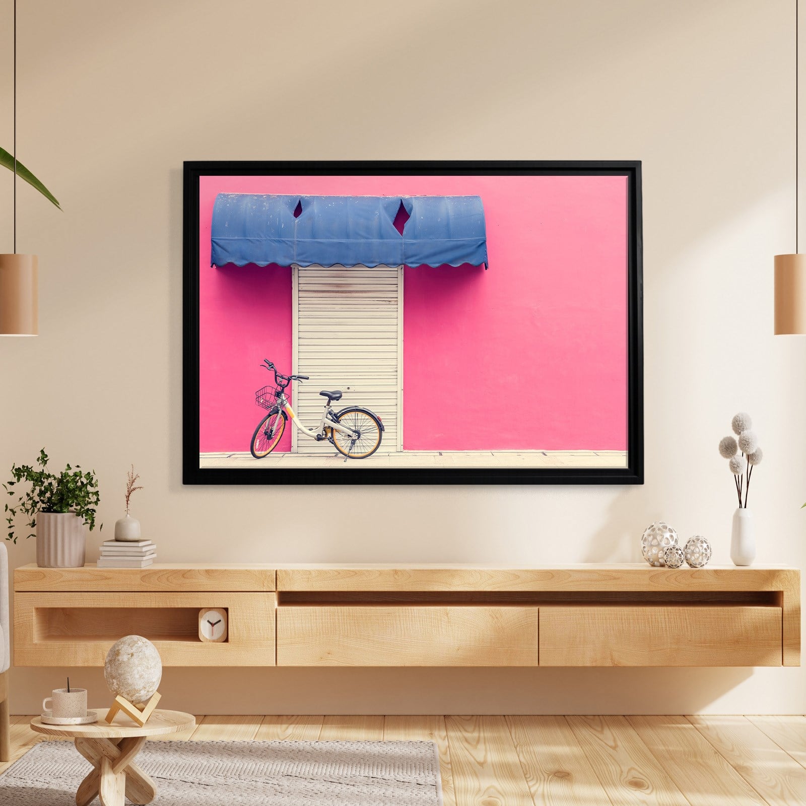 Pembe Duvar ve Bisiklet Kanvas Tablo | Minimal Şehir Fotoğrafı Duvar Dekoru