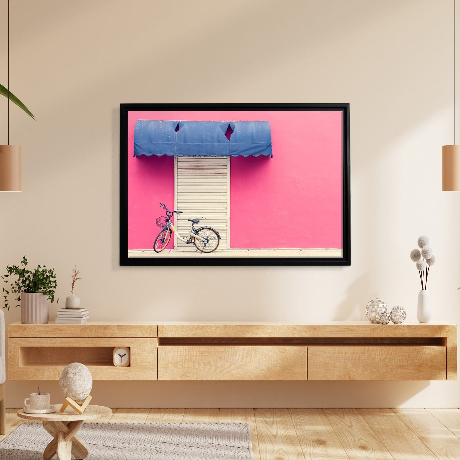 Pembe Duvar ve Bisiklet Kanvas Tablo | Minimal Şehir Fotoğrafı Duvar Dekoru