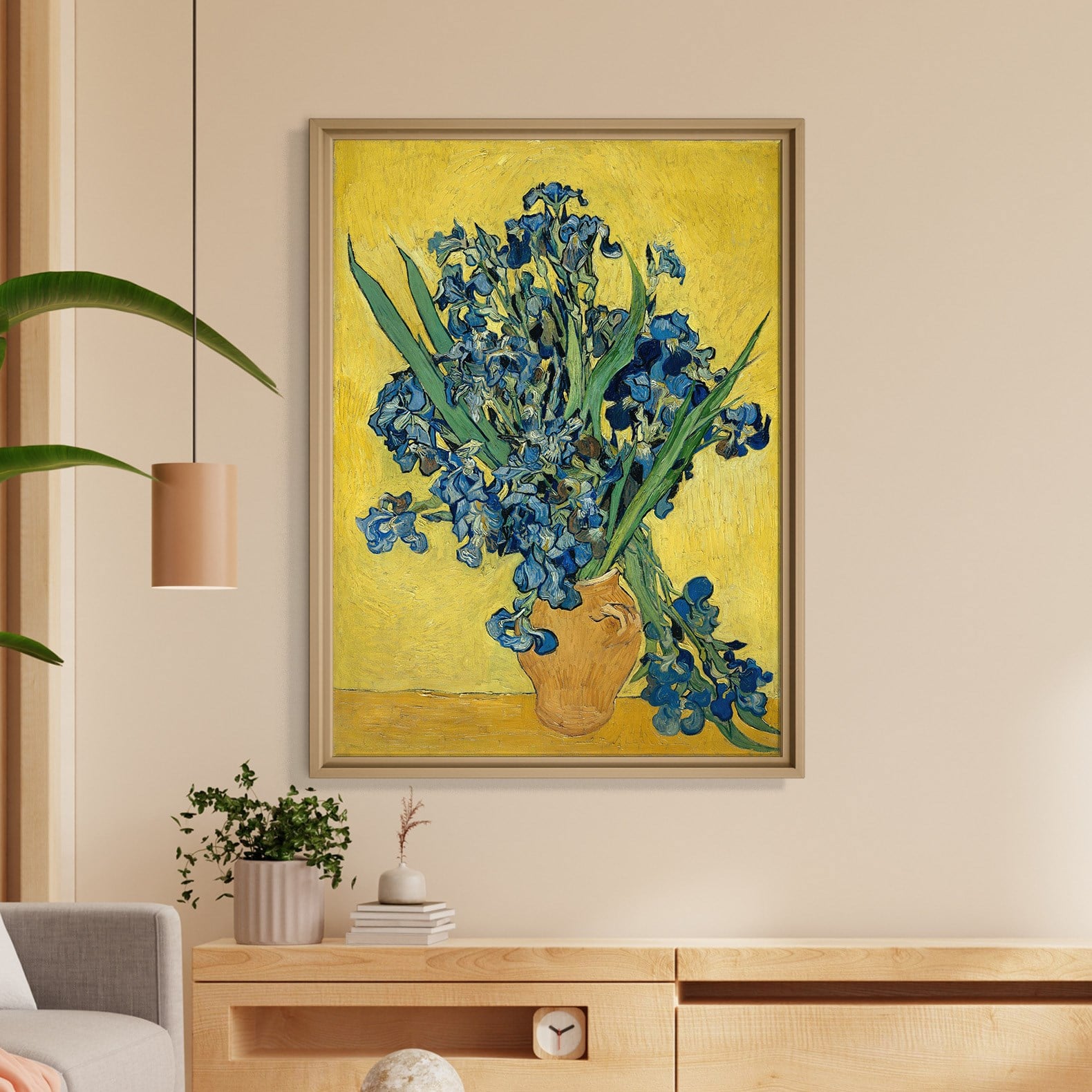 Sarı Vazoda Süsenler Kanvas Tablo – Vincent van Gogh Çiçek Natürmort Fine Art Baskısı