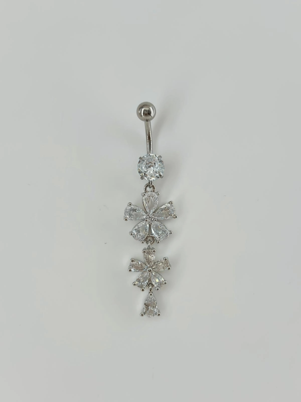 Çiçek Detaylı Sallantılı Göbek Piercing