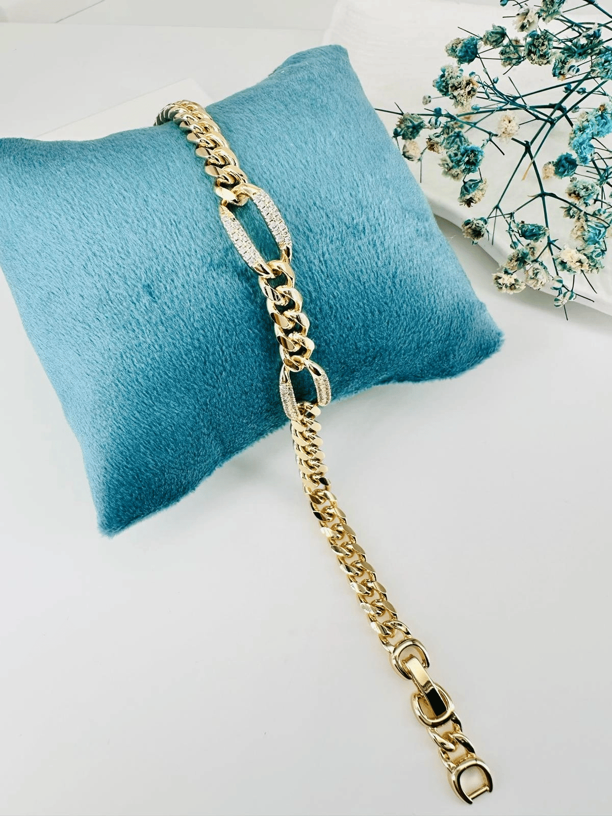 Cm Bileklik