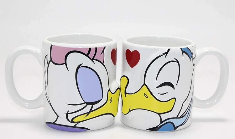 Donald Ve Daisy Duck 2'li Öpüşen Çift Kupa Bardak Seti Alk4539