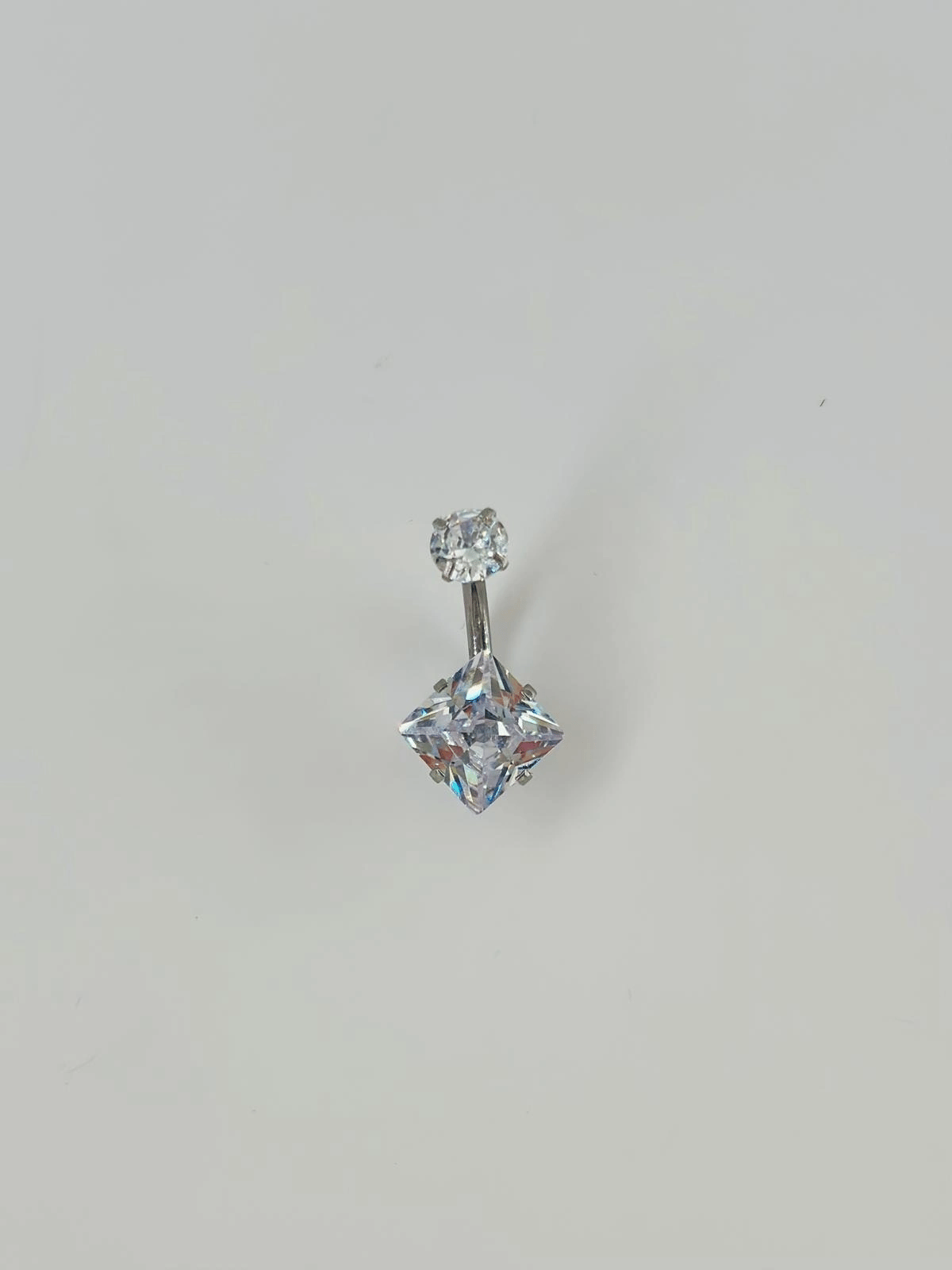 Göbek Piercing