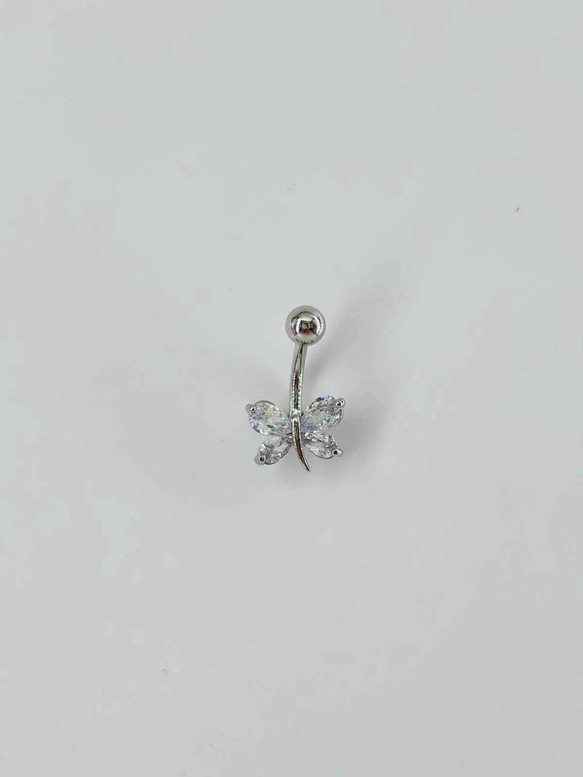 Kelebek Detaylı Göbek Piercing