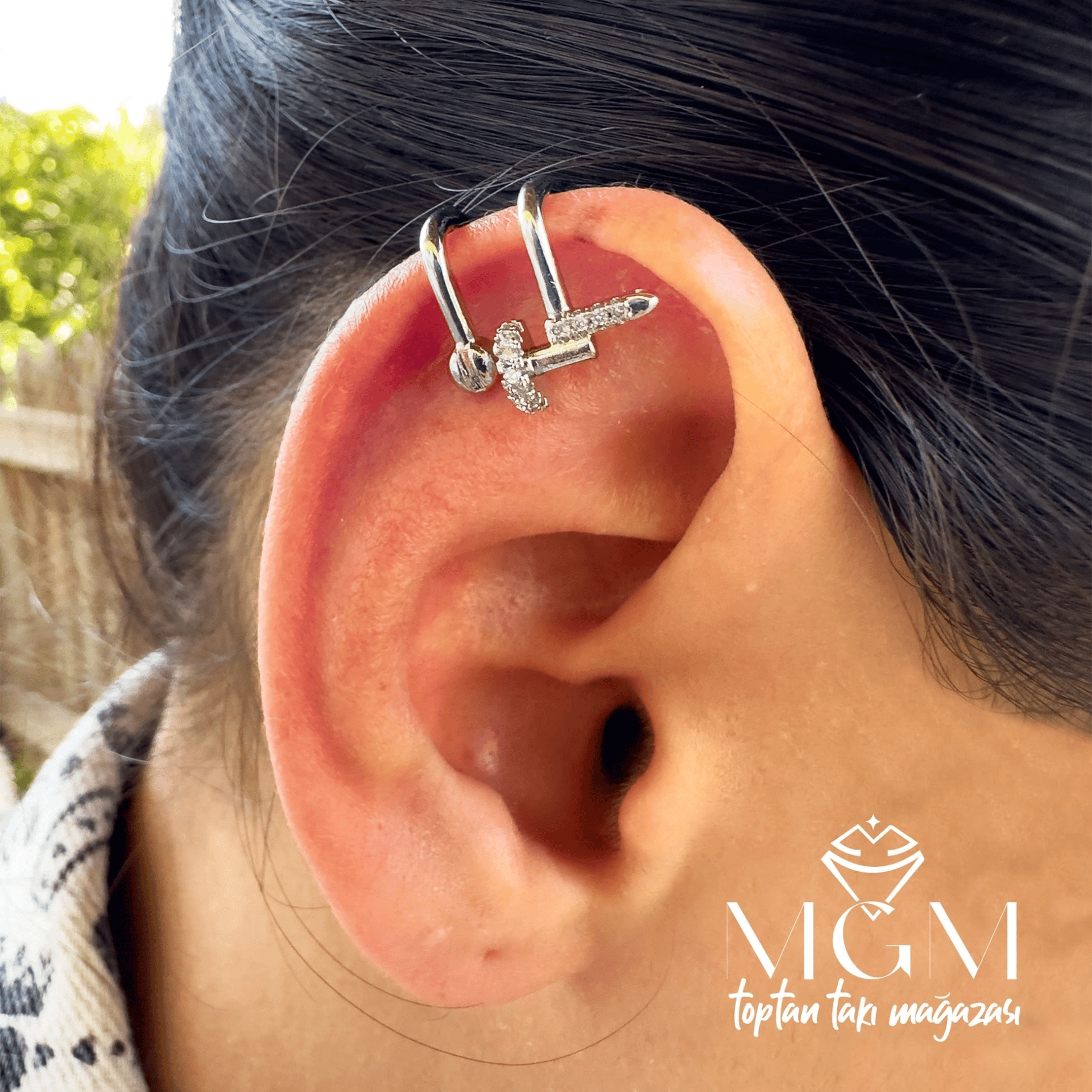 Kıkırdak Küpesi Earcuff