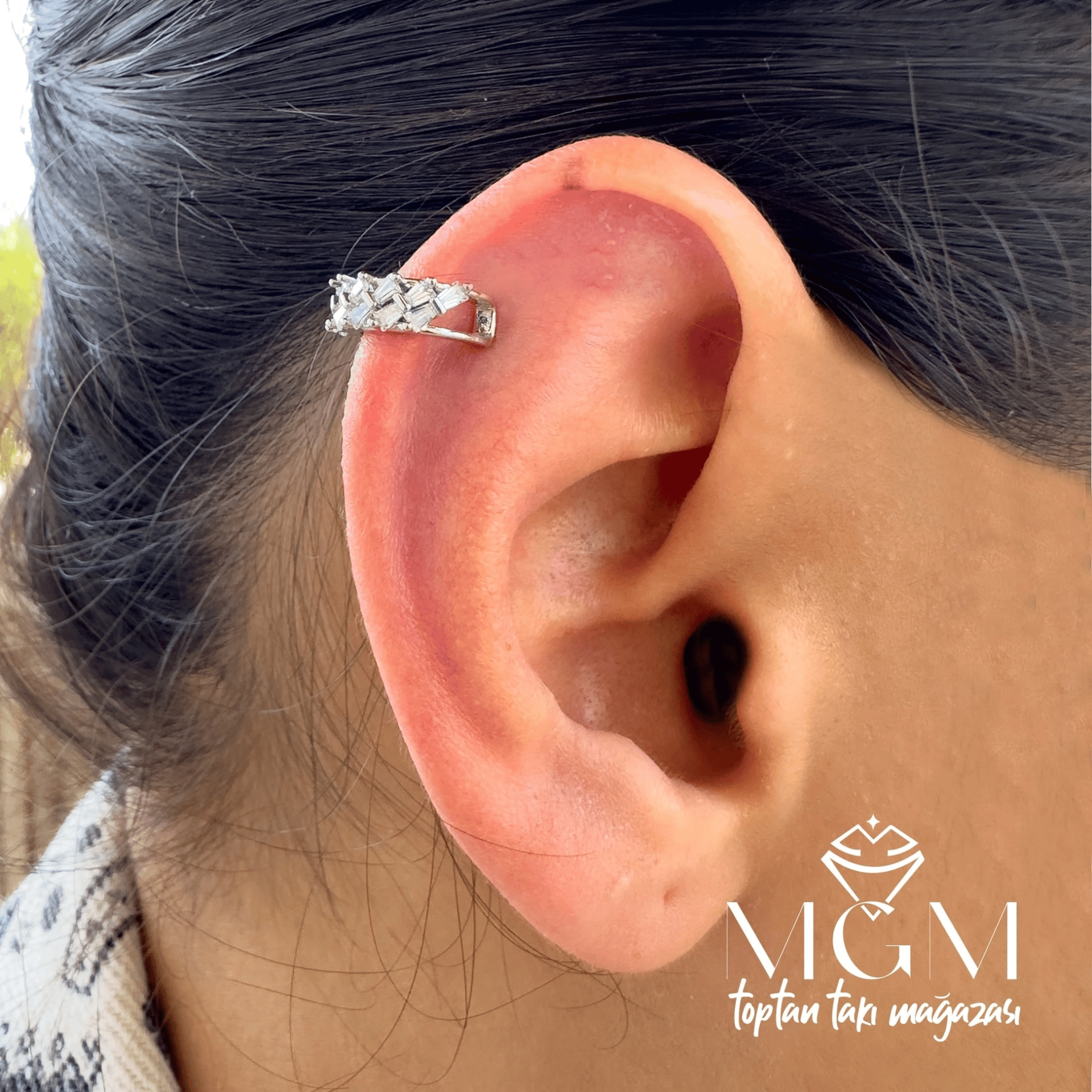 Kıkırdak Küpesi Earcuff