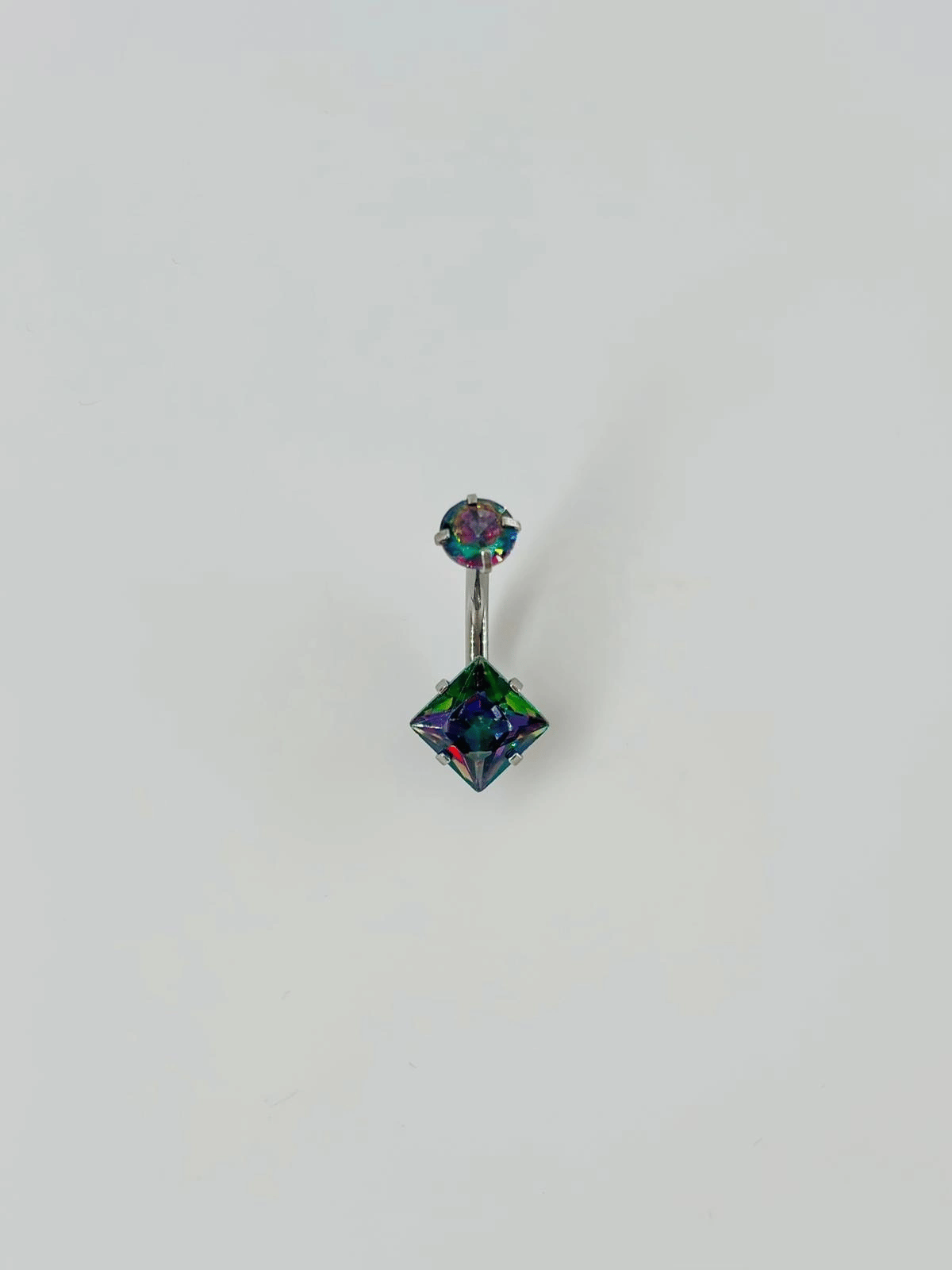 Mistik Topaz Taşlı Göbek Piercing