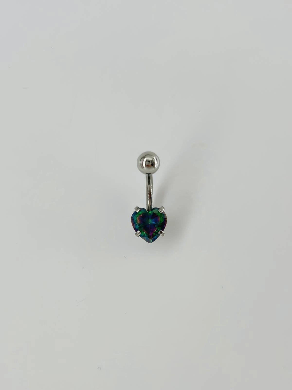 Mistik Topaz Taşlı Kalp Detaylı Göbek Piercing